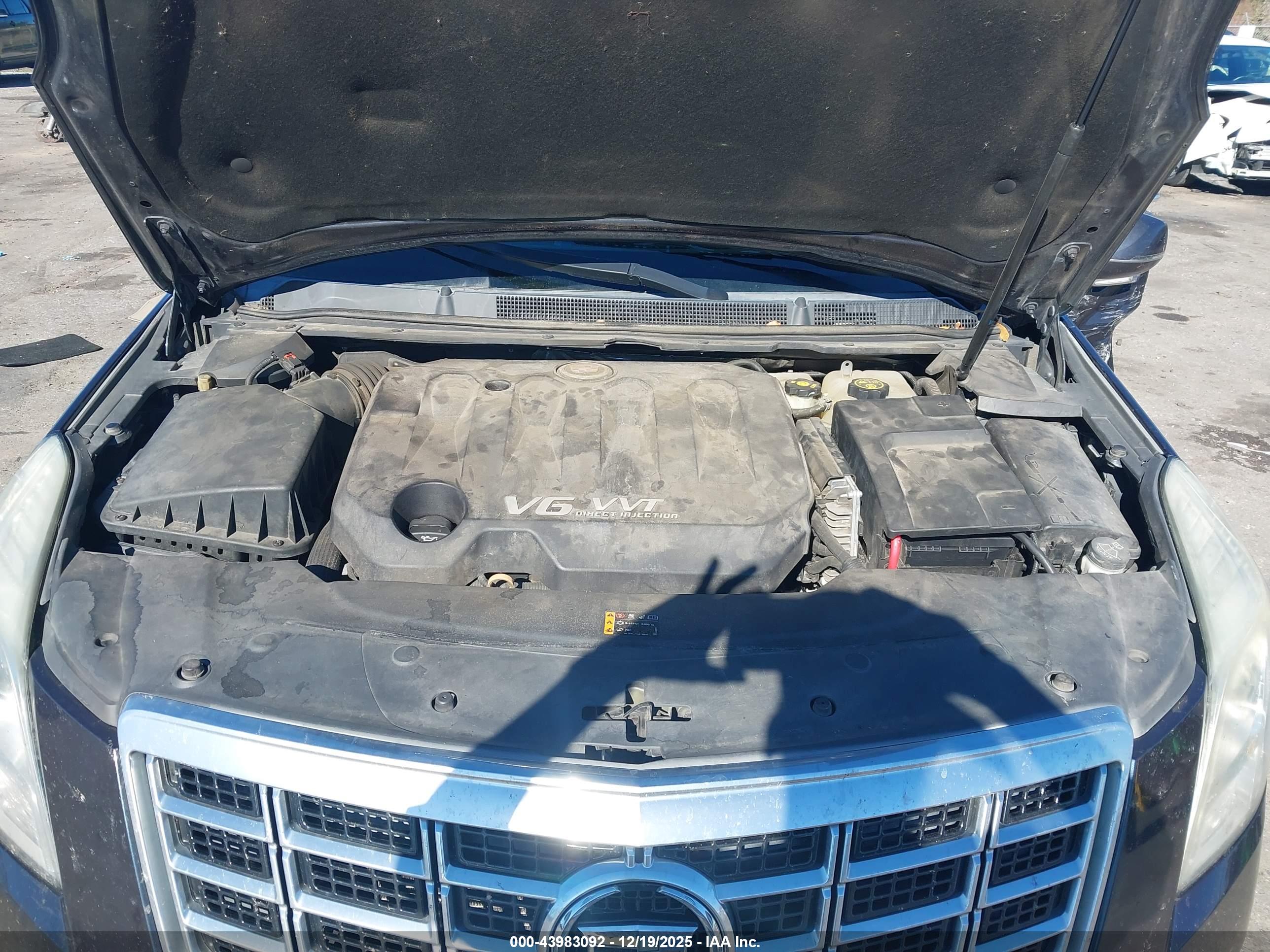 CADILLAC XTS image 10