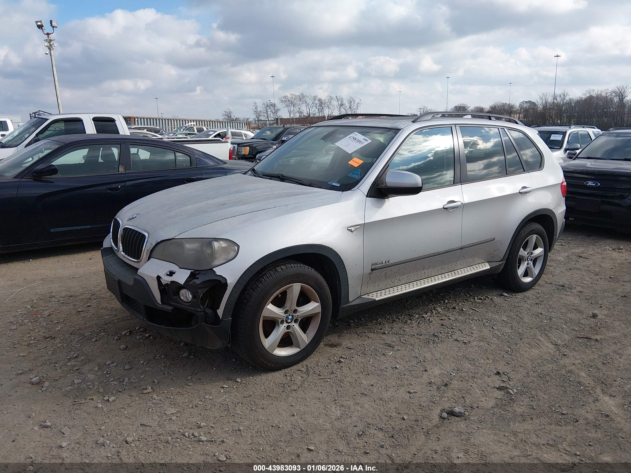 BMW X5 image 2