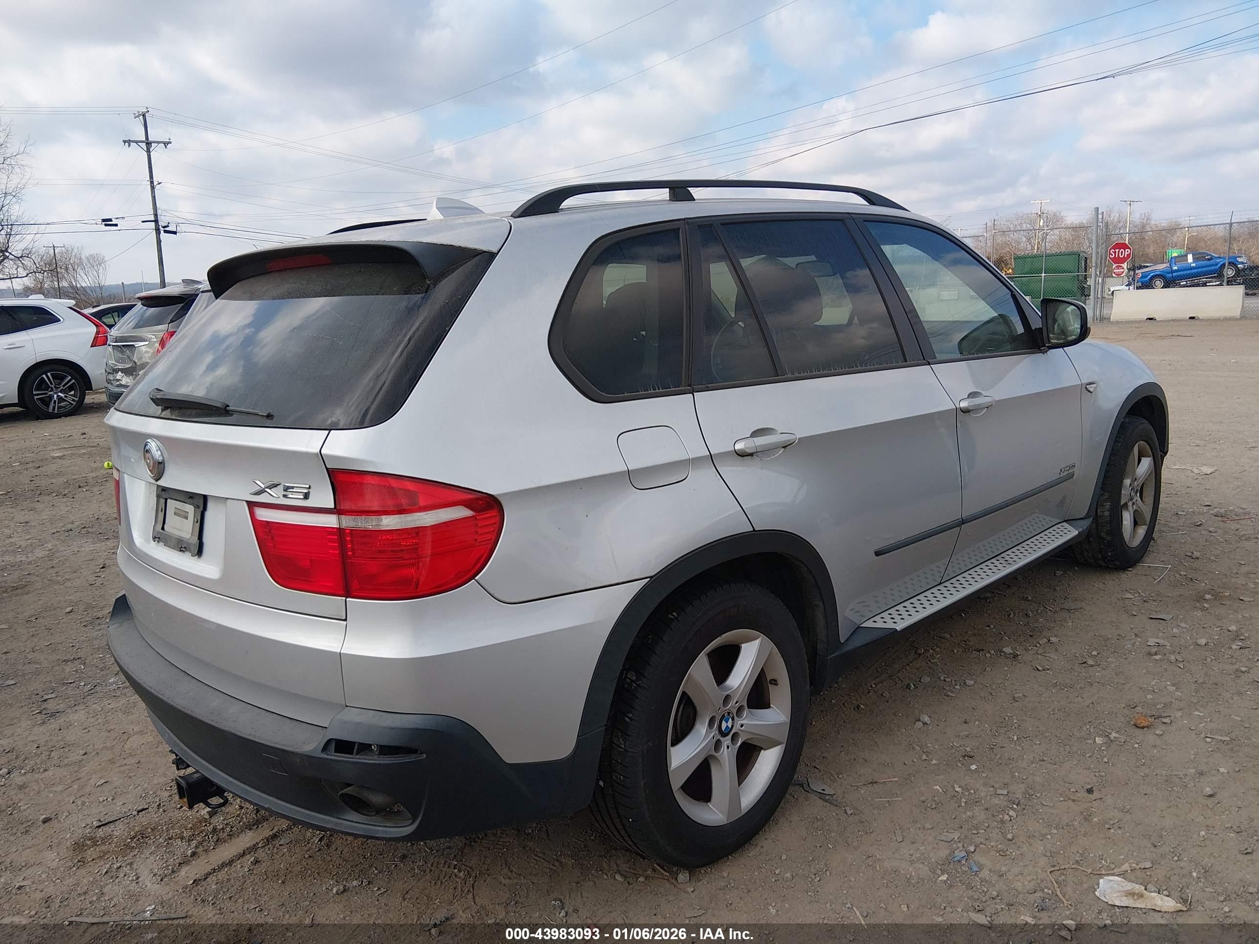 BMW X5 image 4