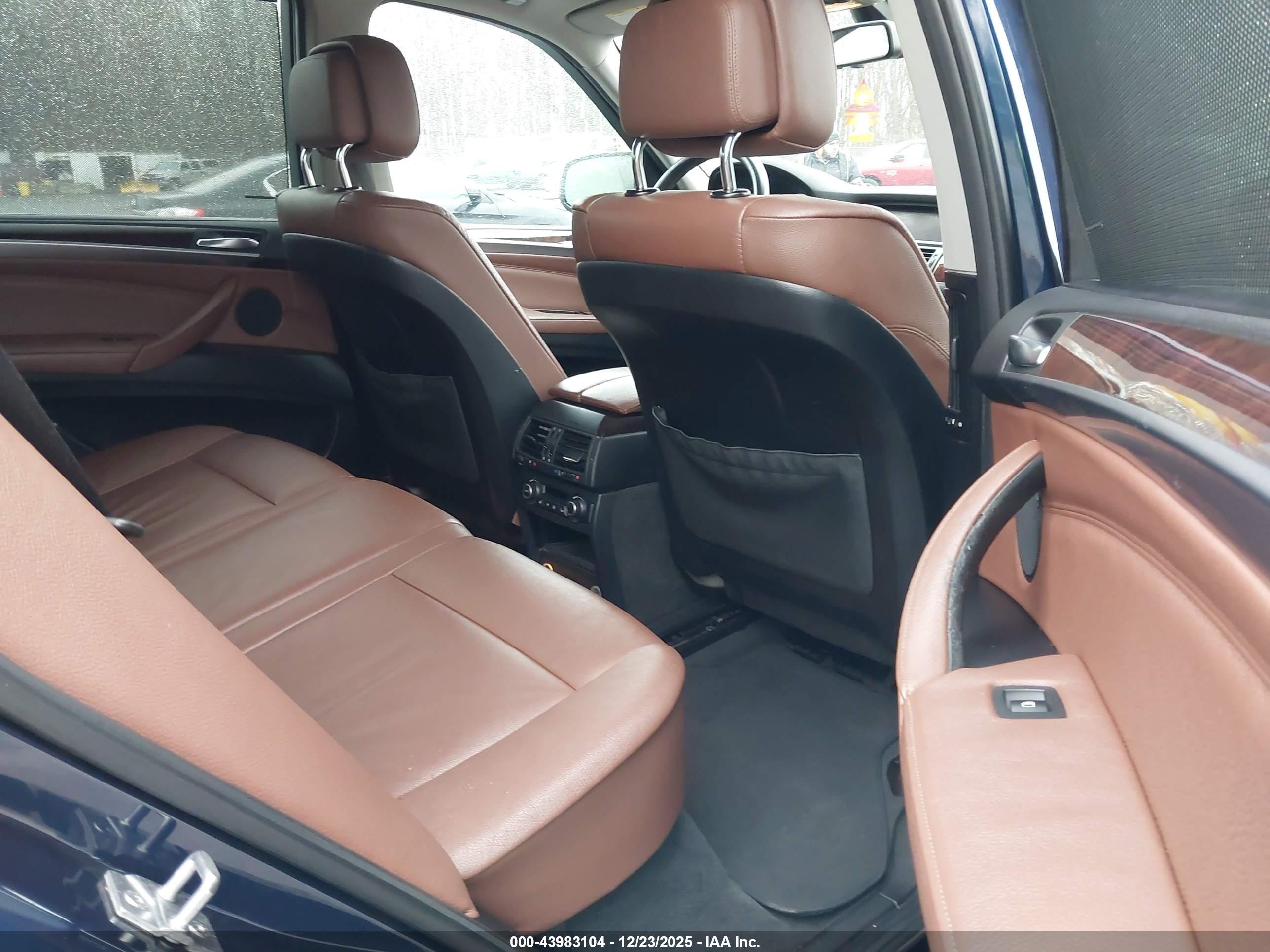 BMW X5 image 8