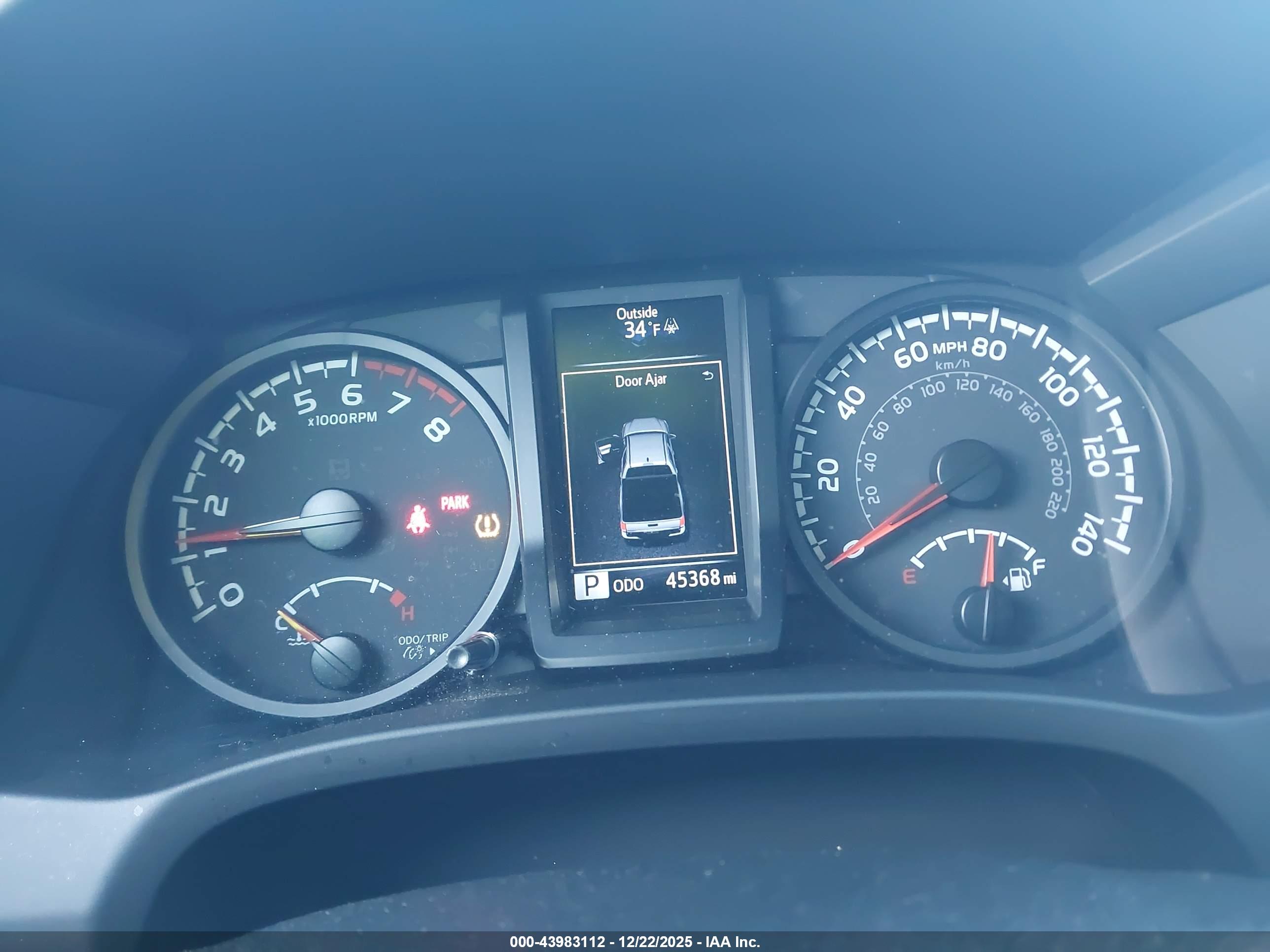 TOYOTA TACOMA image 7