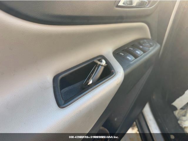 CHEVROLET EQUINOX image 11