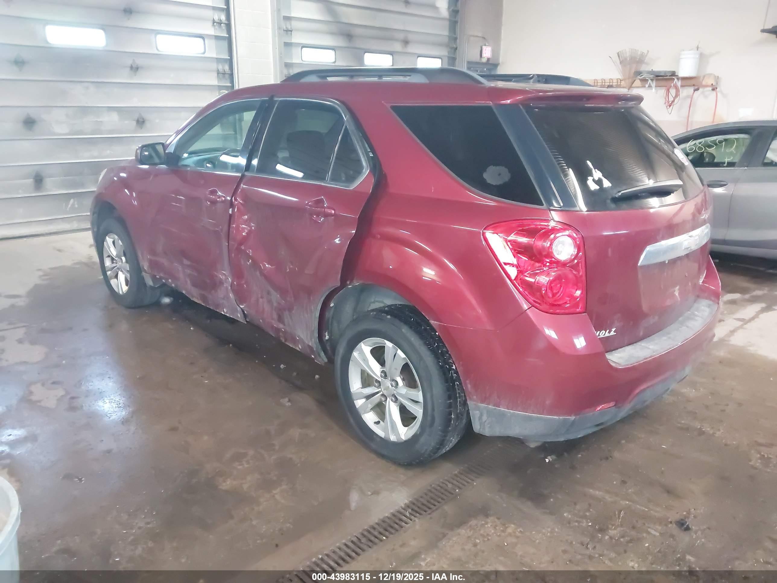 CHEVROLET EQUINOX image 3