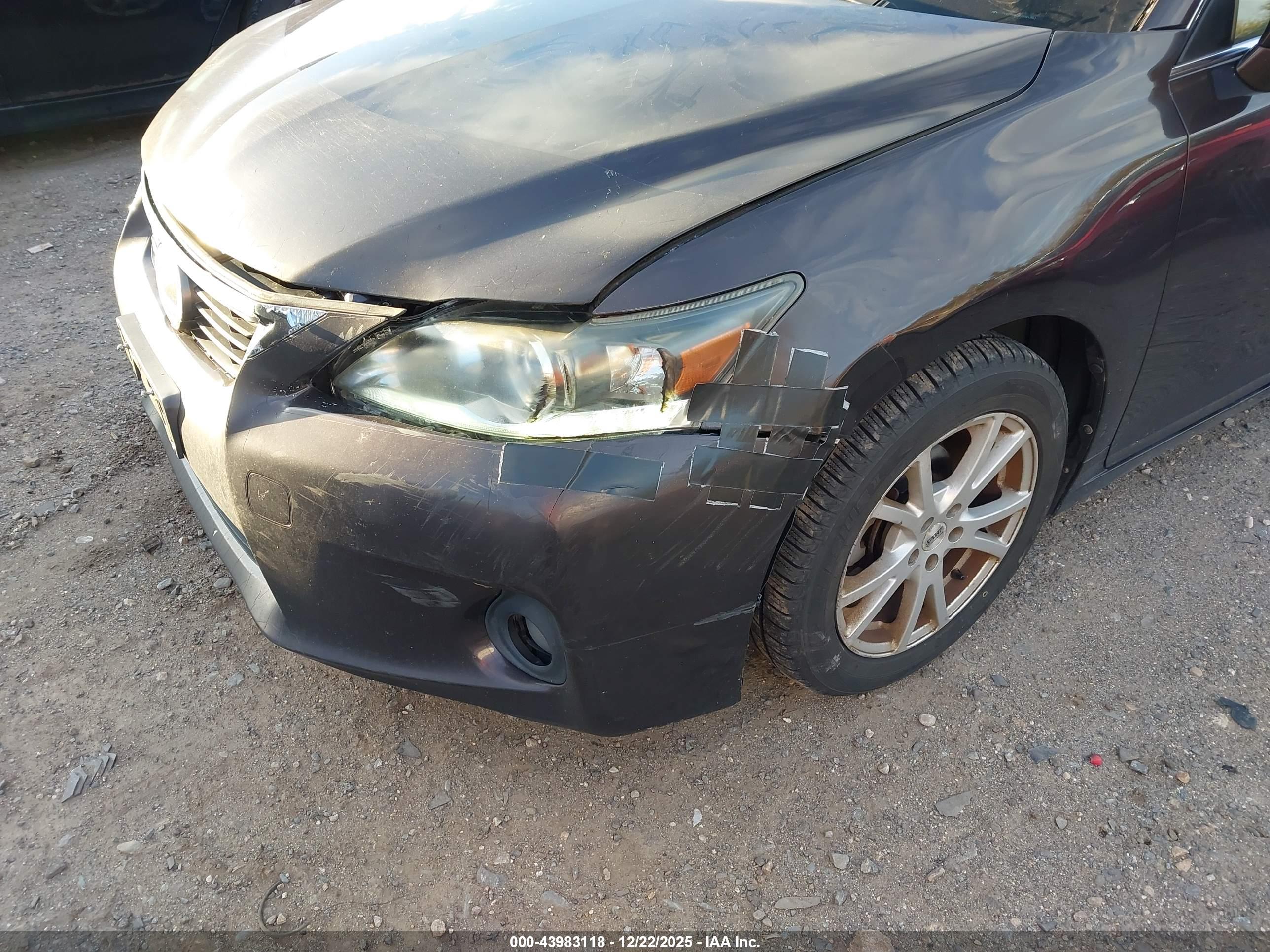 LEXUS CT image 6