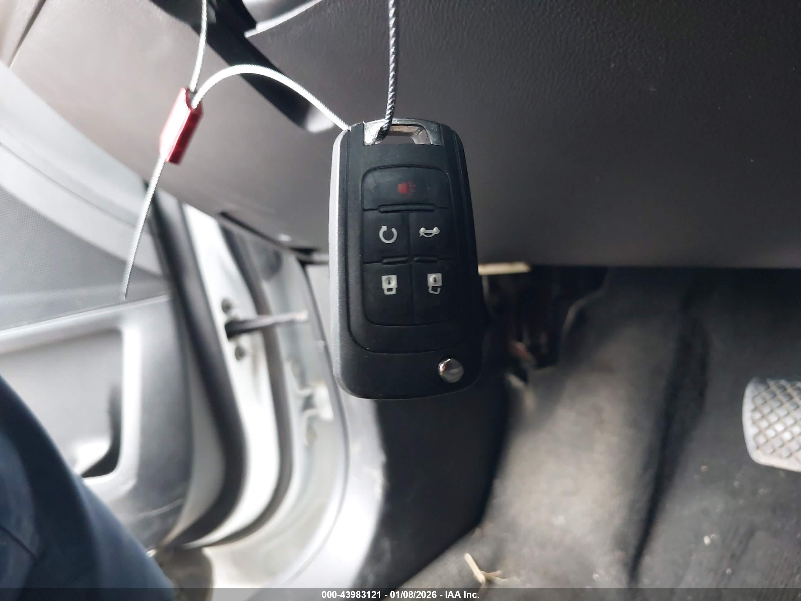 CHEVROLET EQUINOX image 11