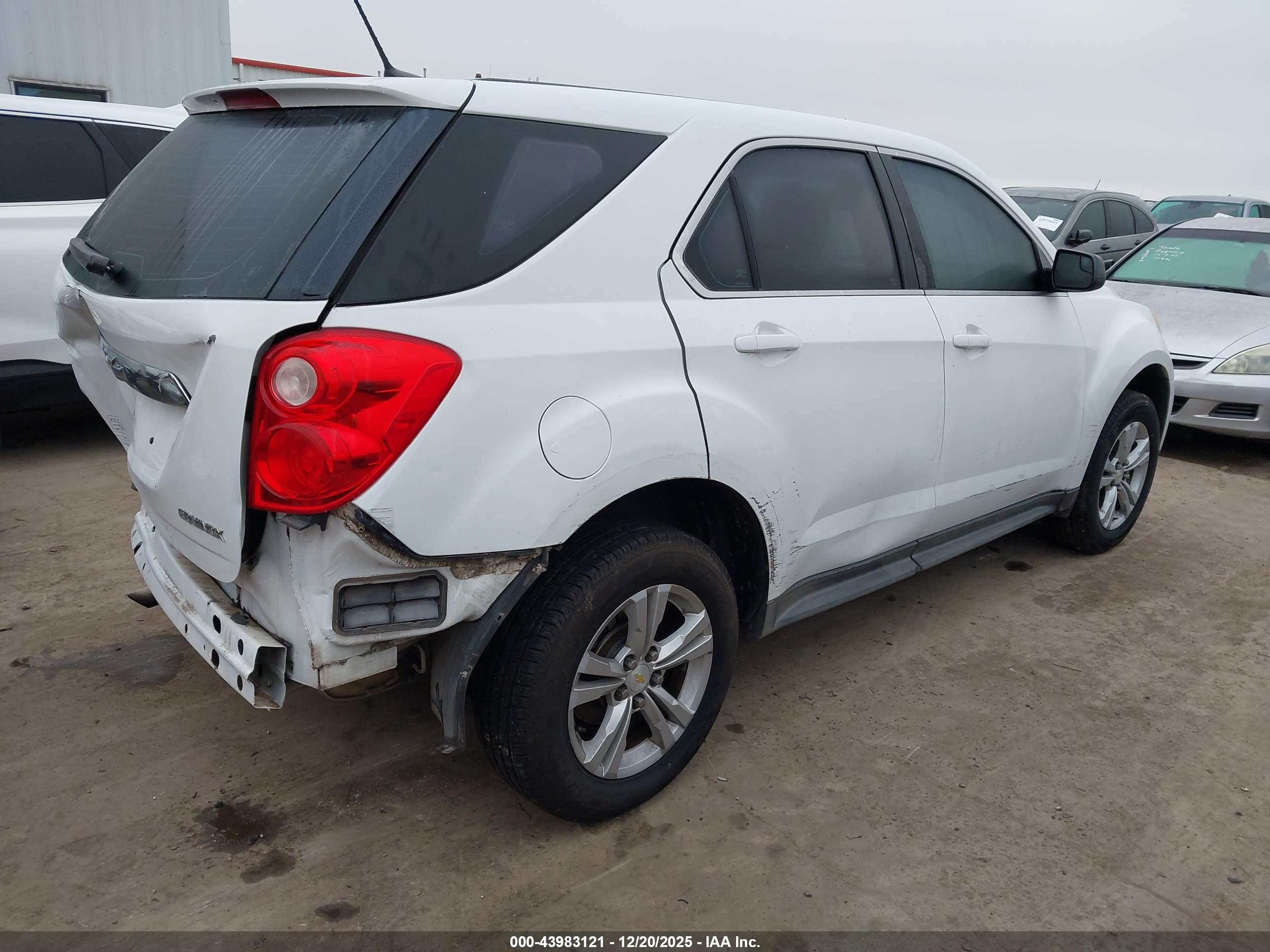 CHEVROLET EQUINOX image 4