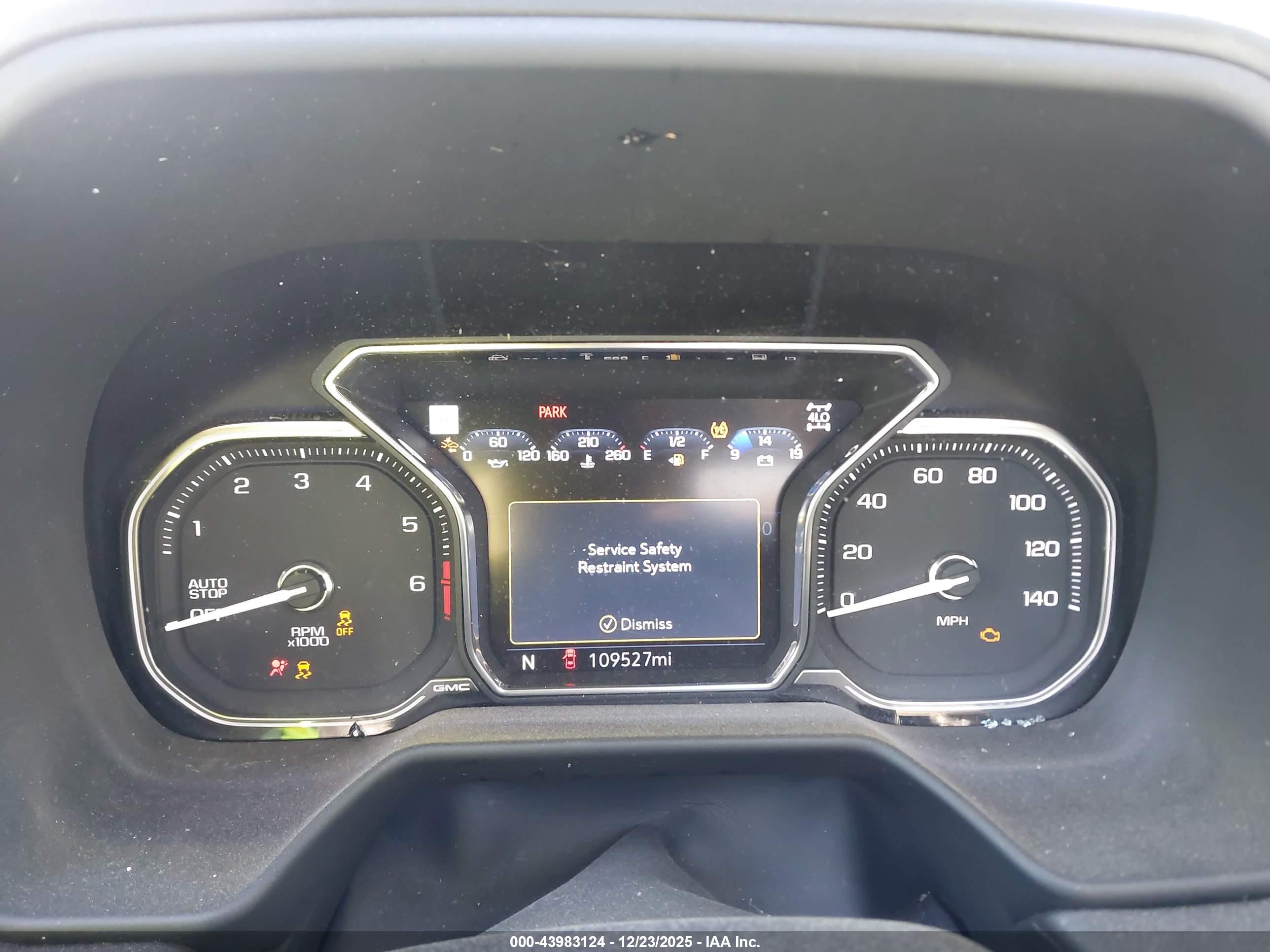 GMC YUKON image 7