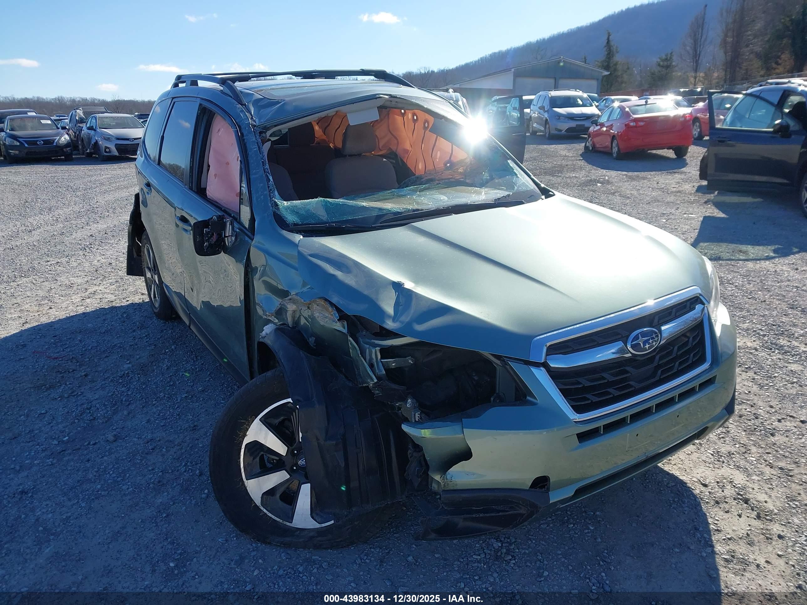 SUBARU FORESTER image 6