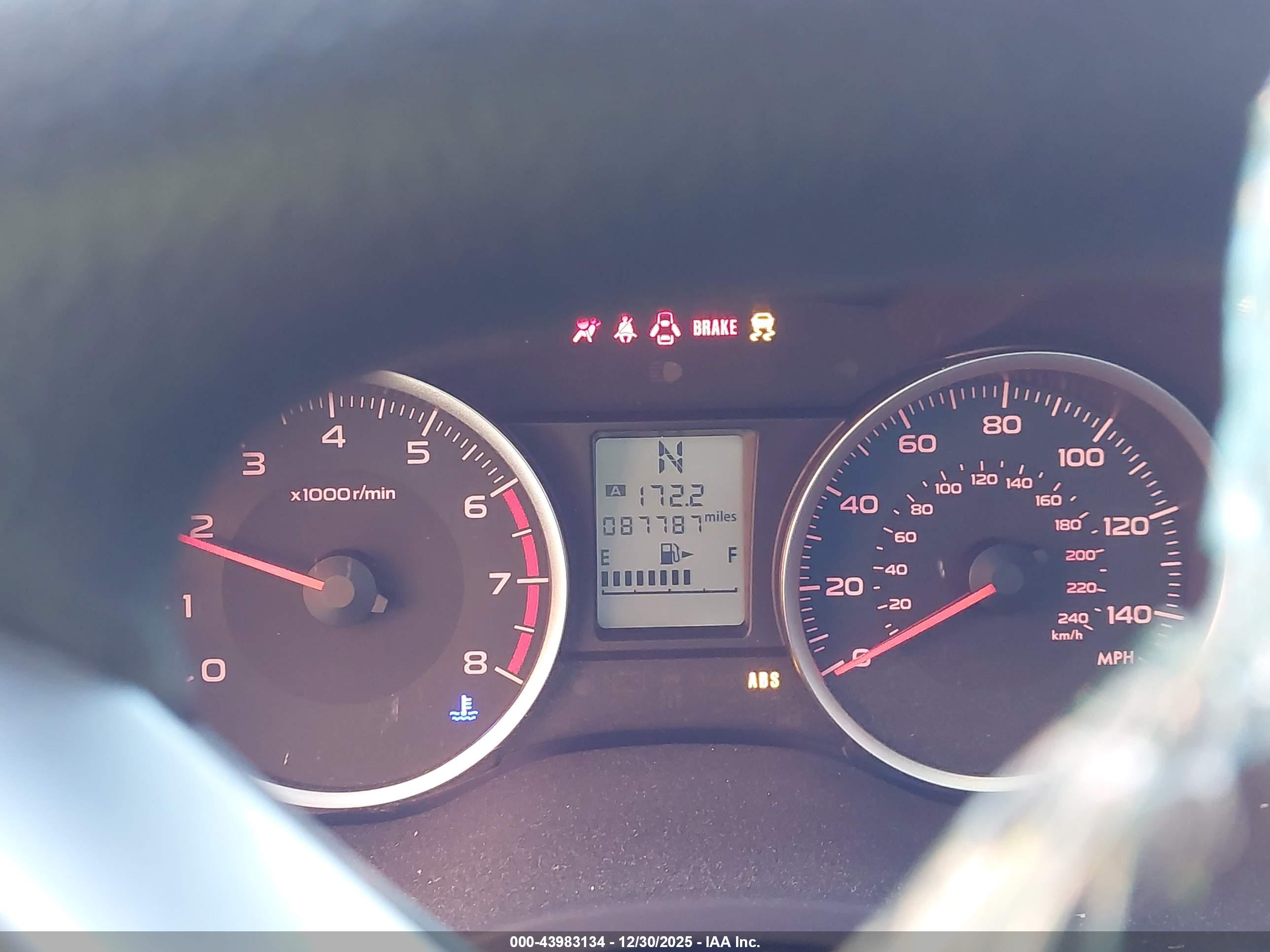 SUBARU FORESTER image 7