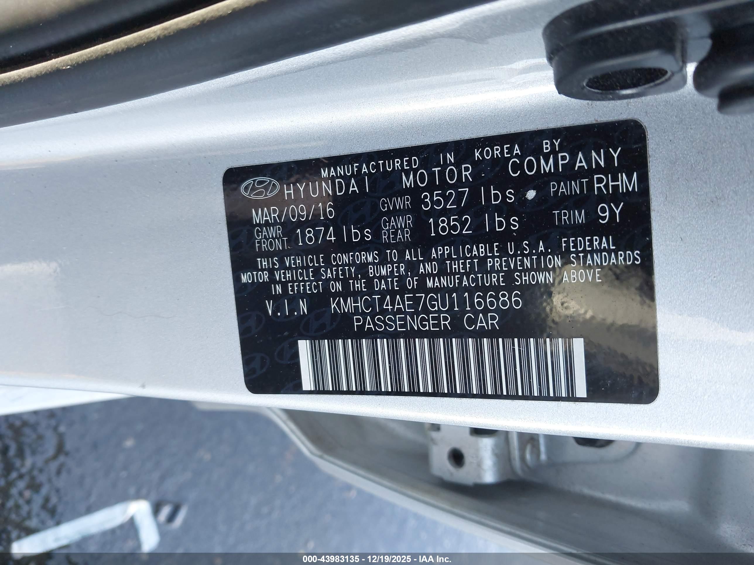 HYUNDAI ACCENT image 9