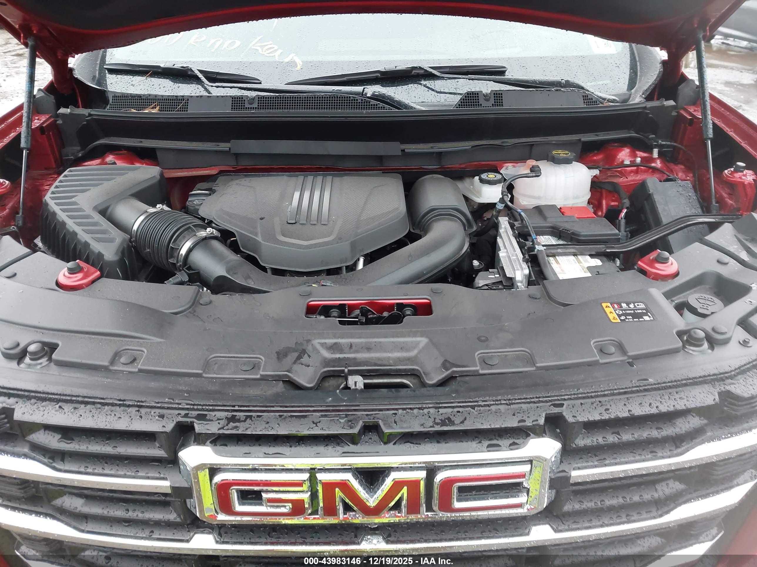 GMC ACADIA image 10