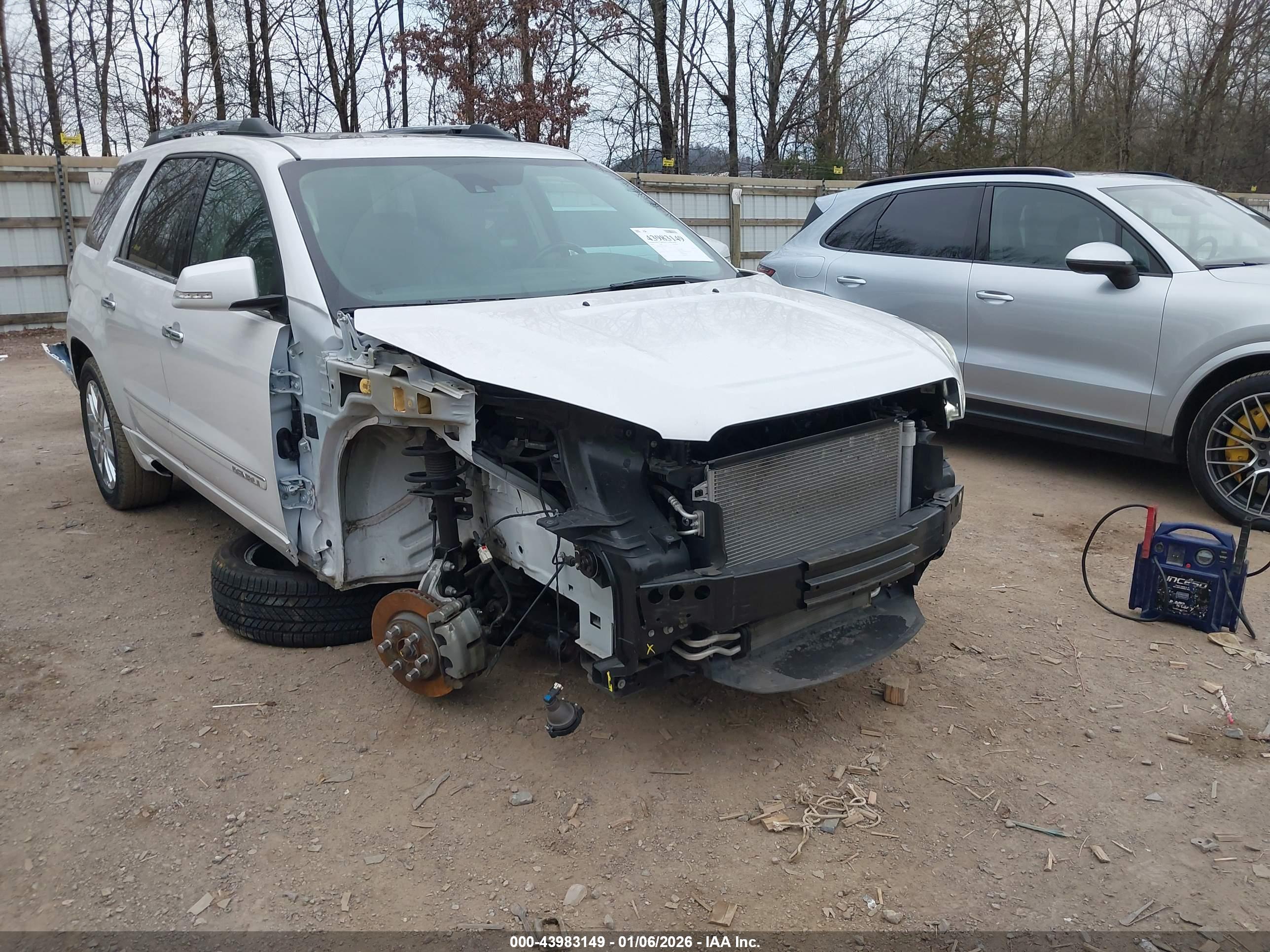 GMC ACADIA image 6