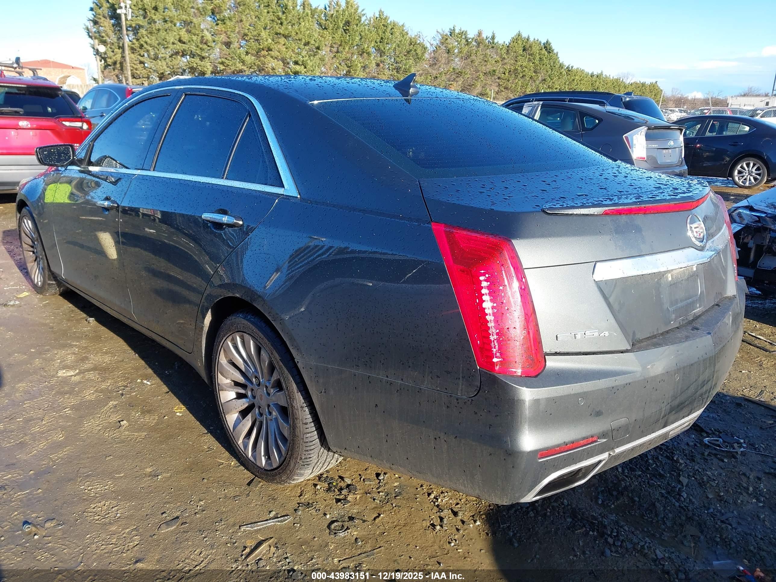 CADILLAC CTS image 3