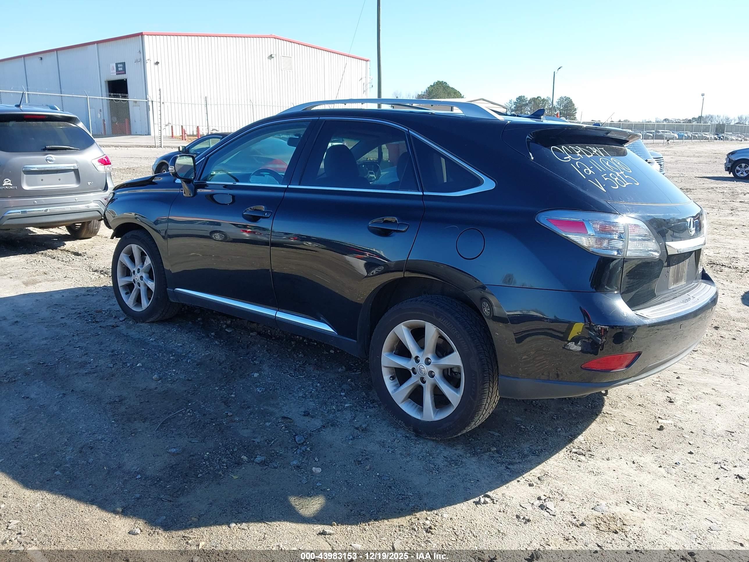 LEXUS RX image 3