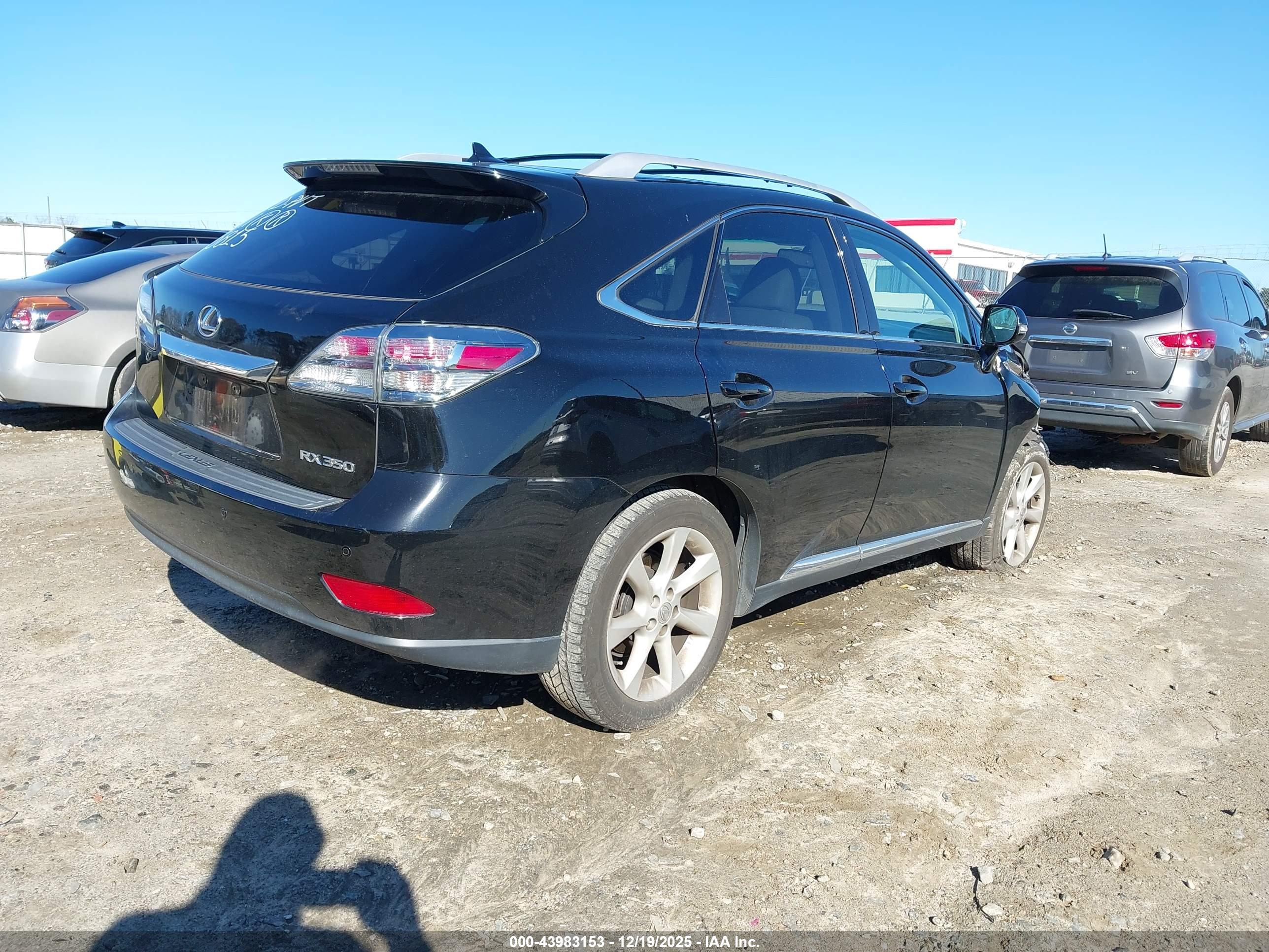 LEXUS RX image 4