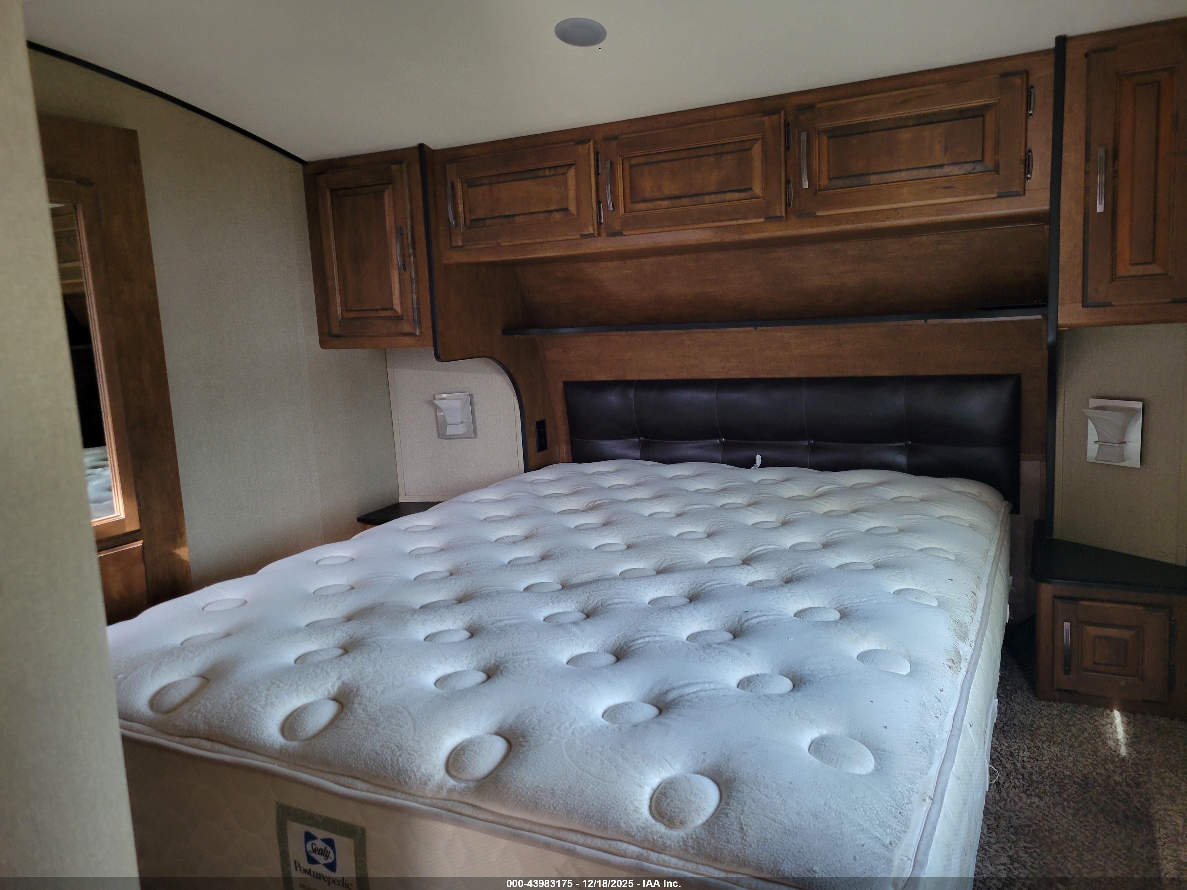 GRAND DESIGN image 5