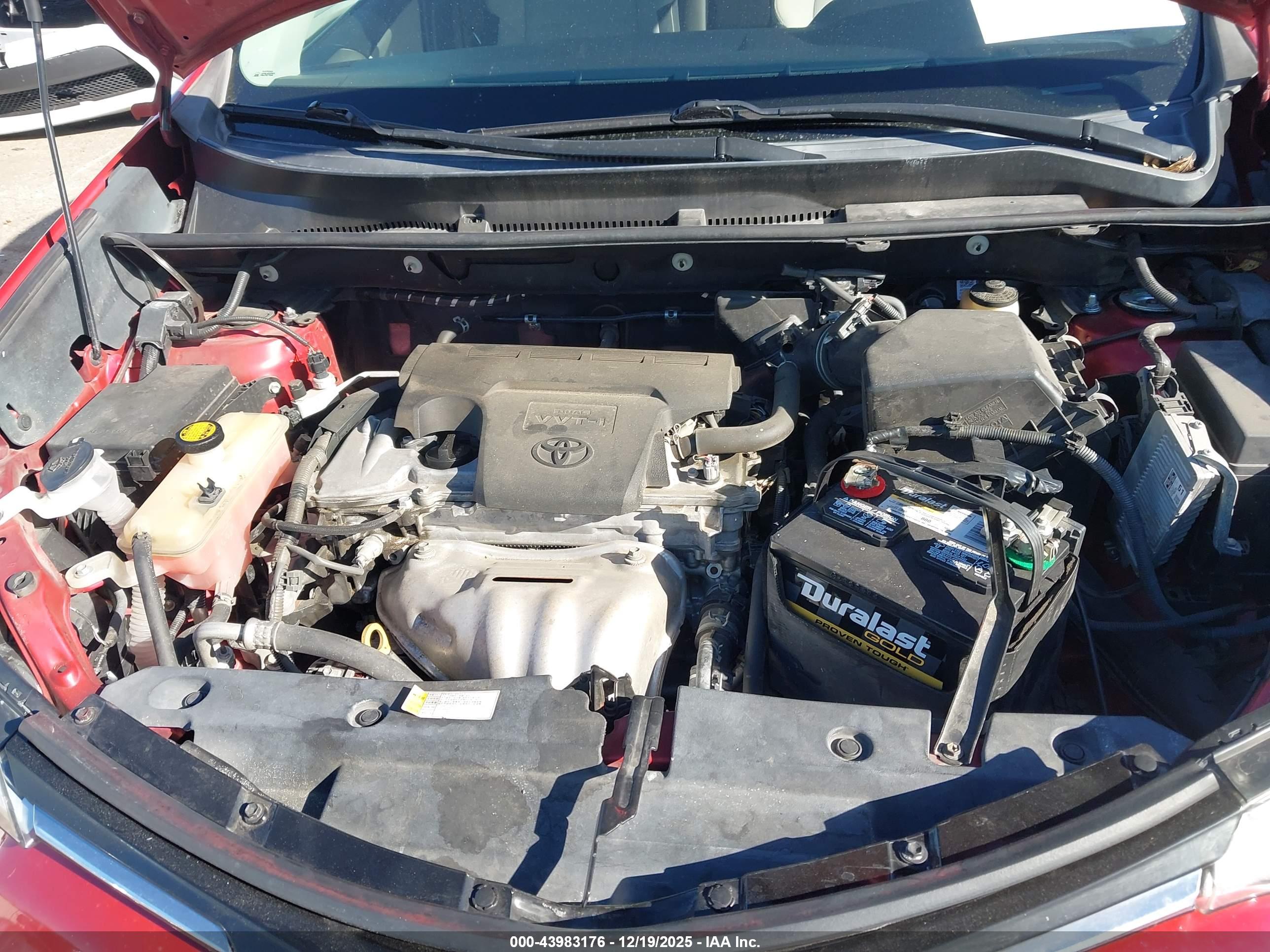 TOYOTA RAV4 image 10