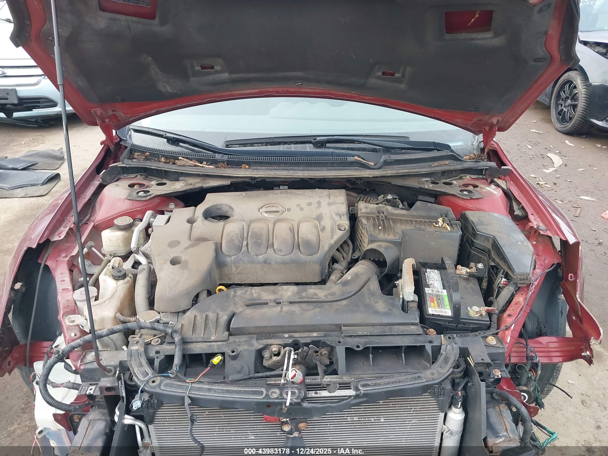 NISSAN ALTIMA image 10