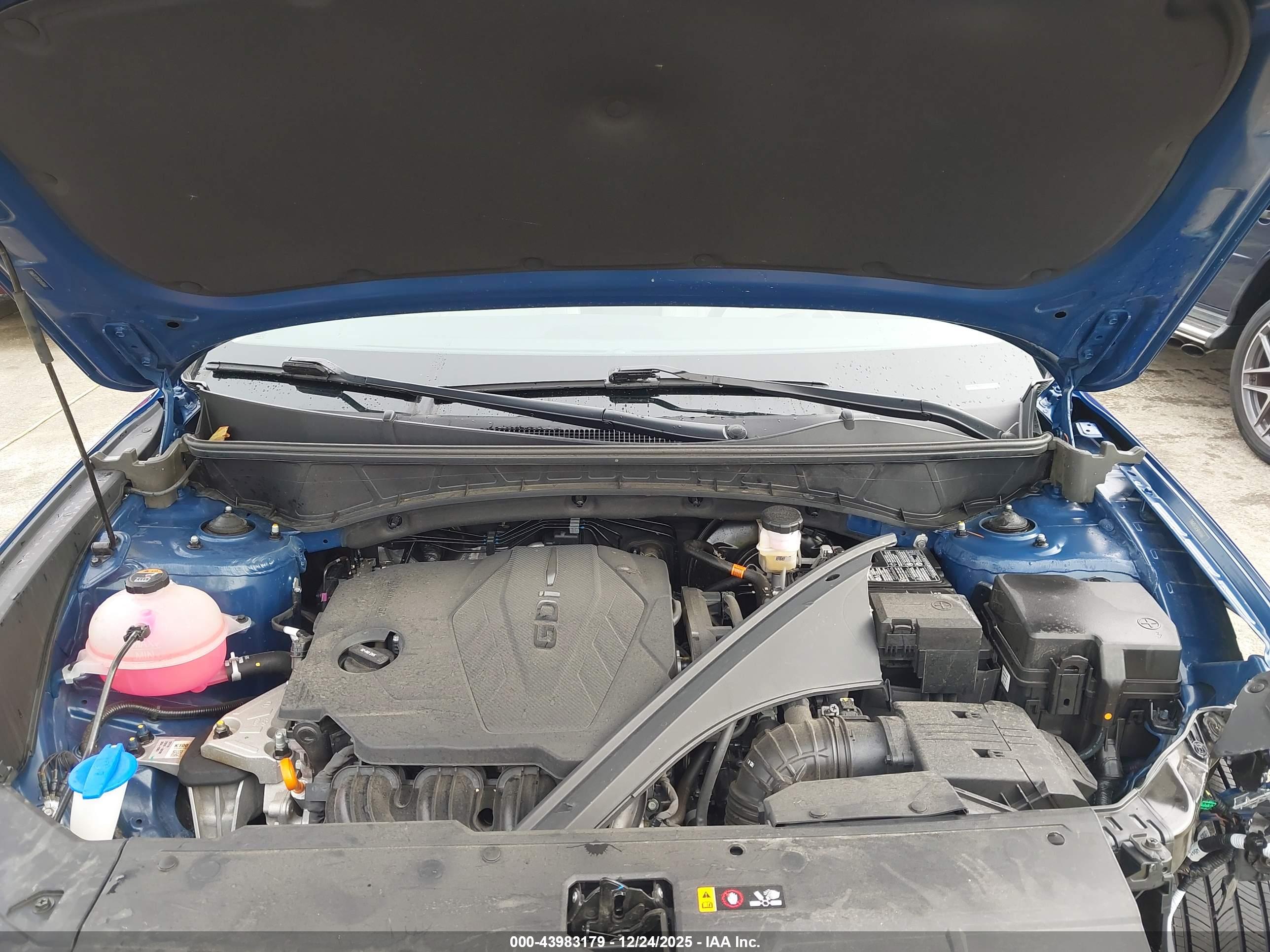 HYUNDAI TUCSON image 10