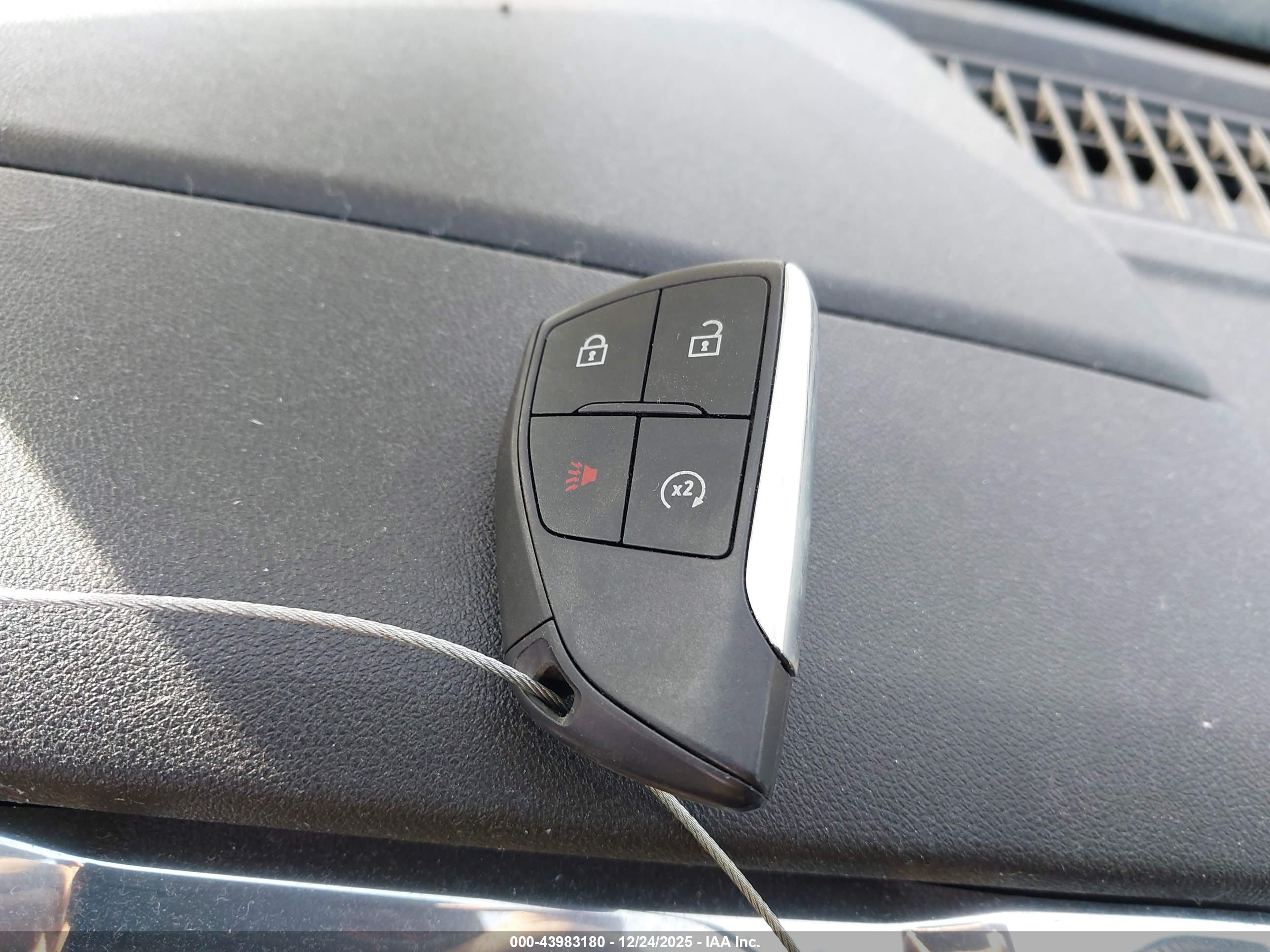 GMC CANYON image 11