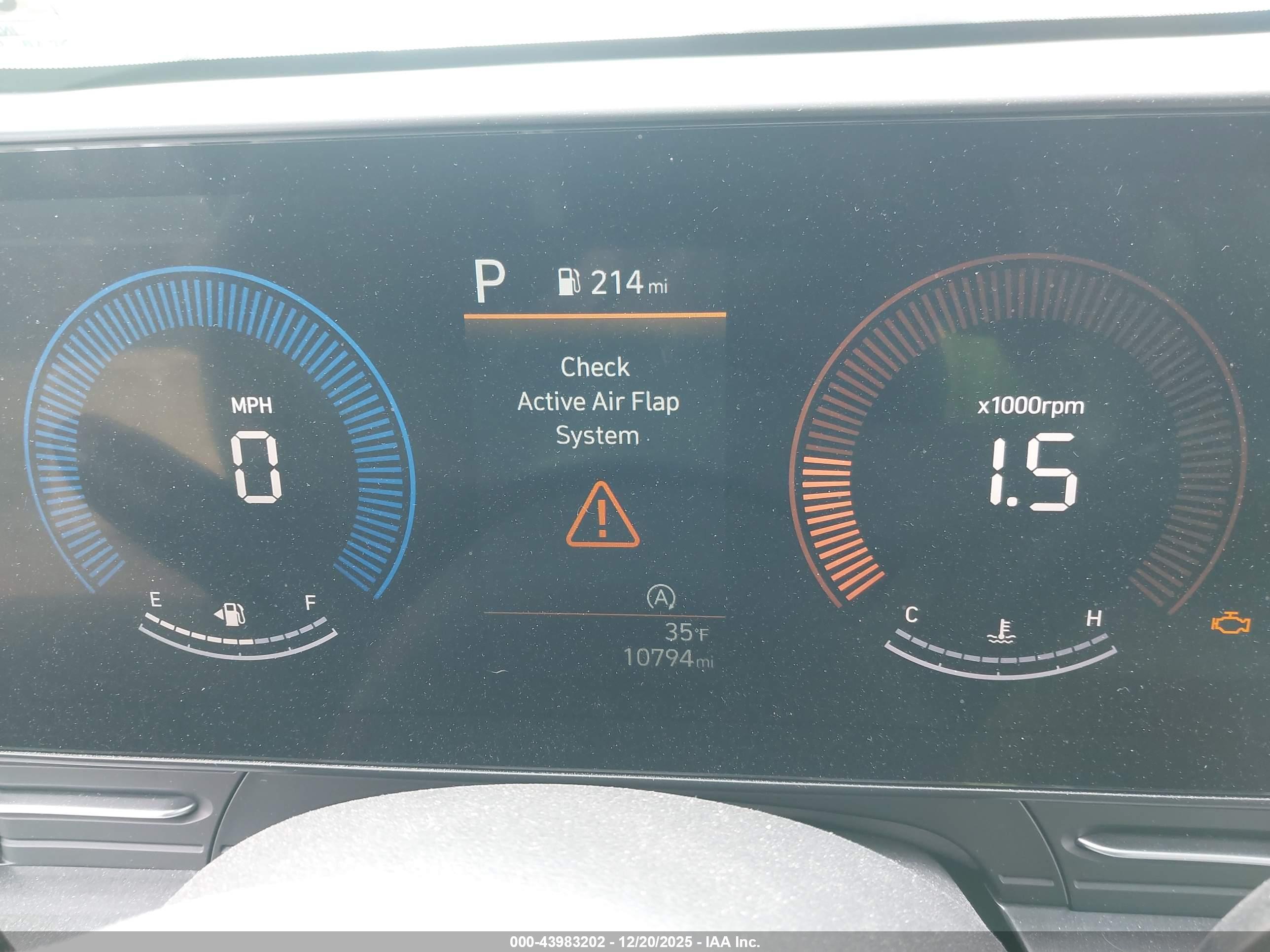 HYUNDAI KONA image 7