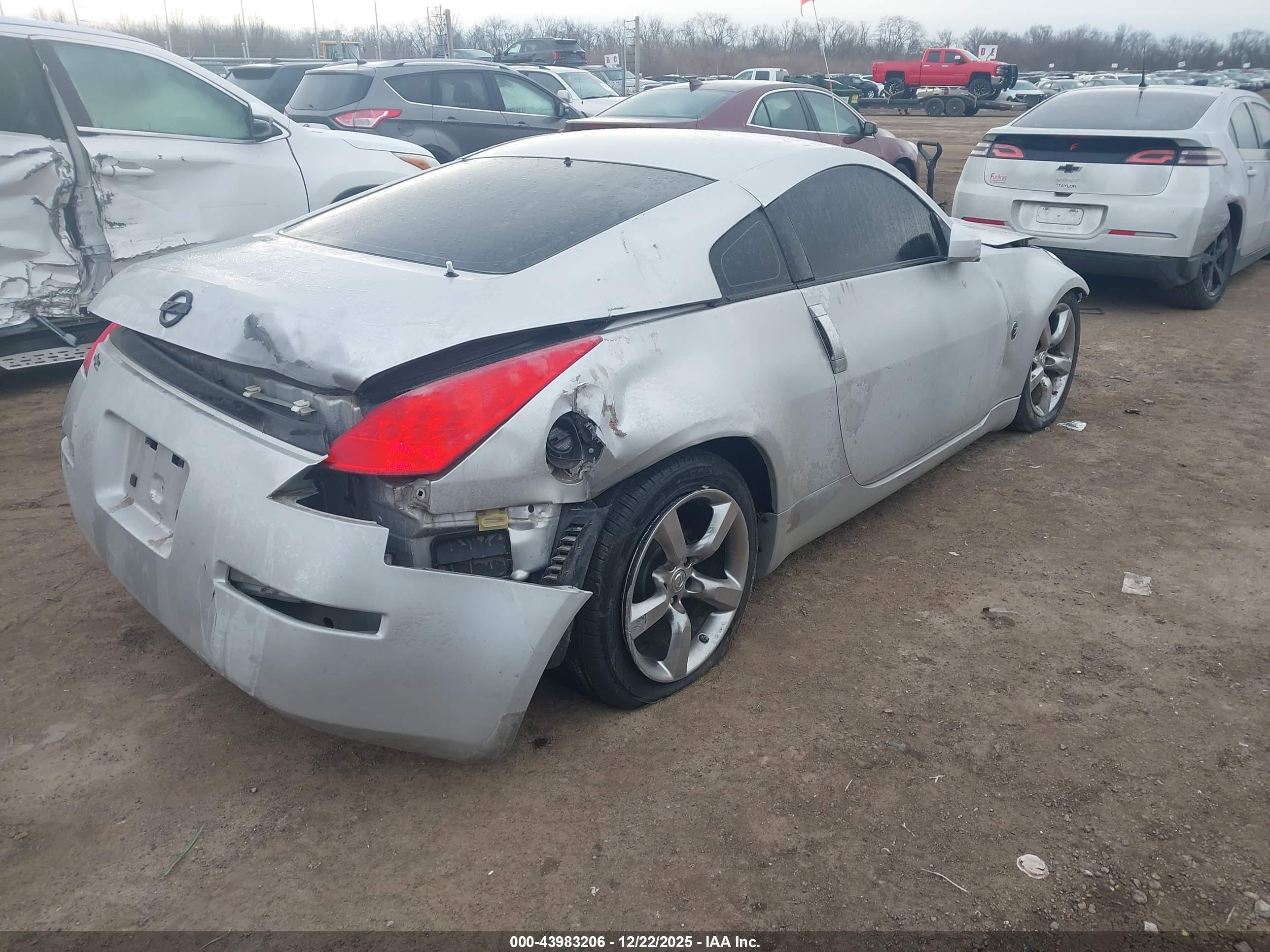 NISSAN 350Z image 4