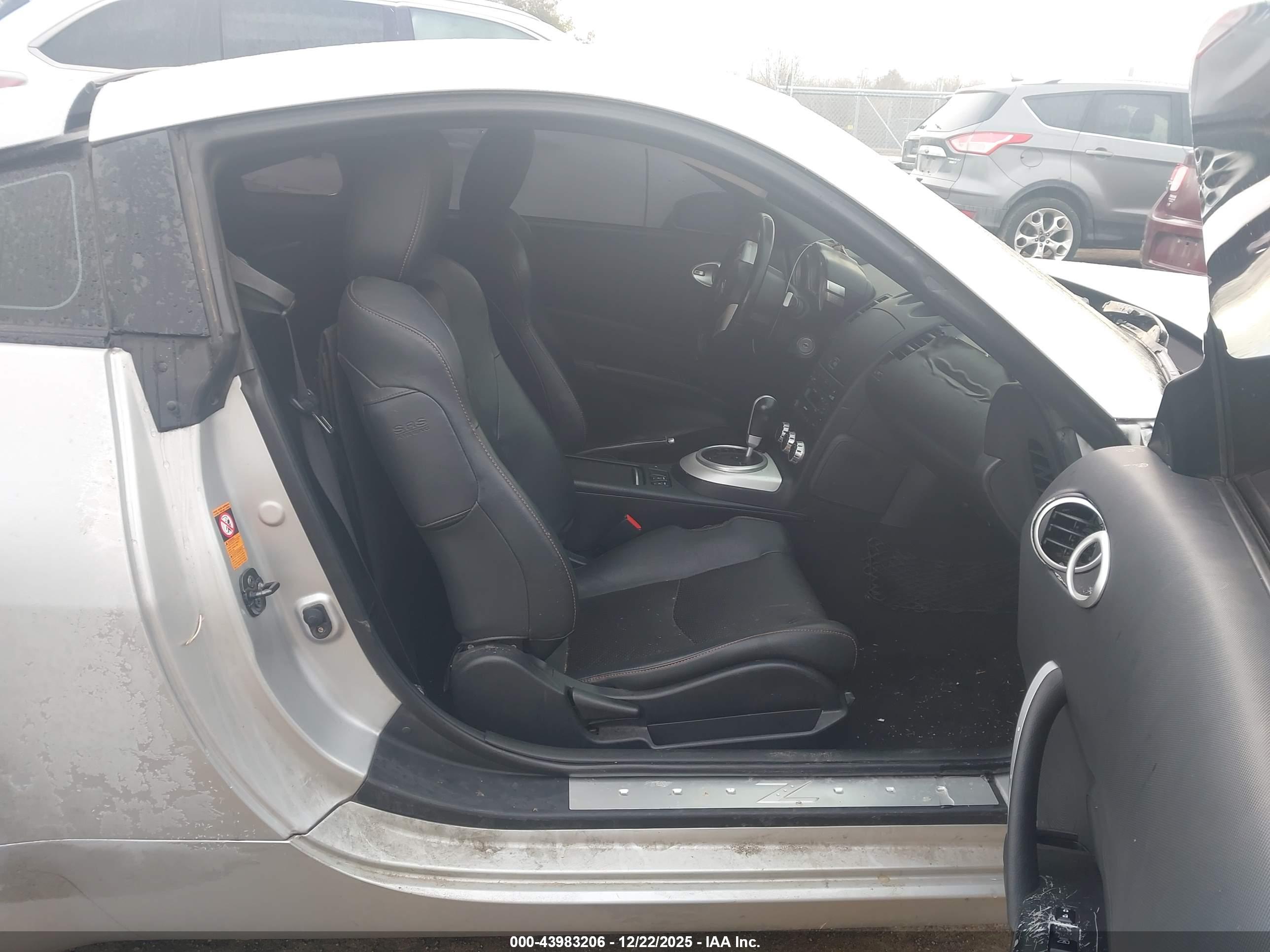 NISSAN 350Z image 5