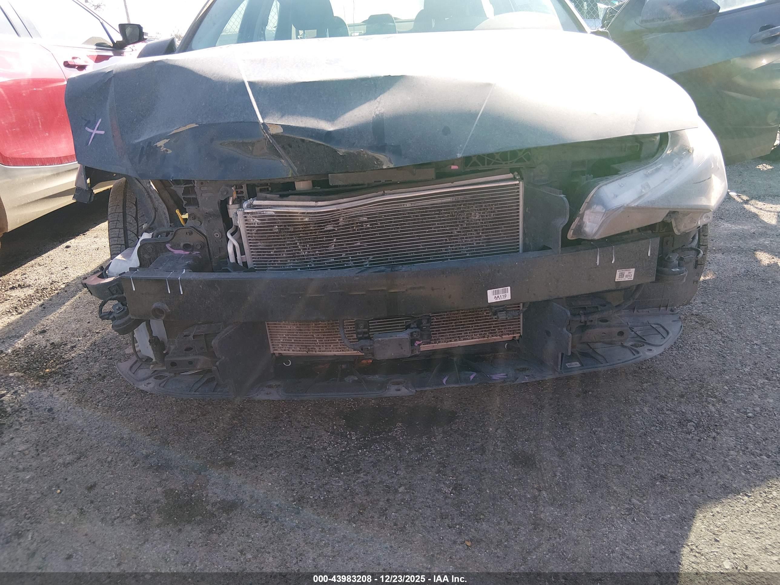 HYUNDAI ELANTRA image 6
