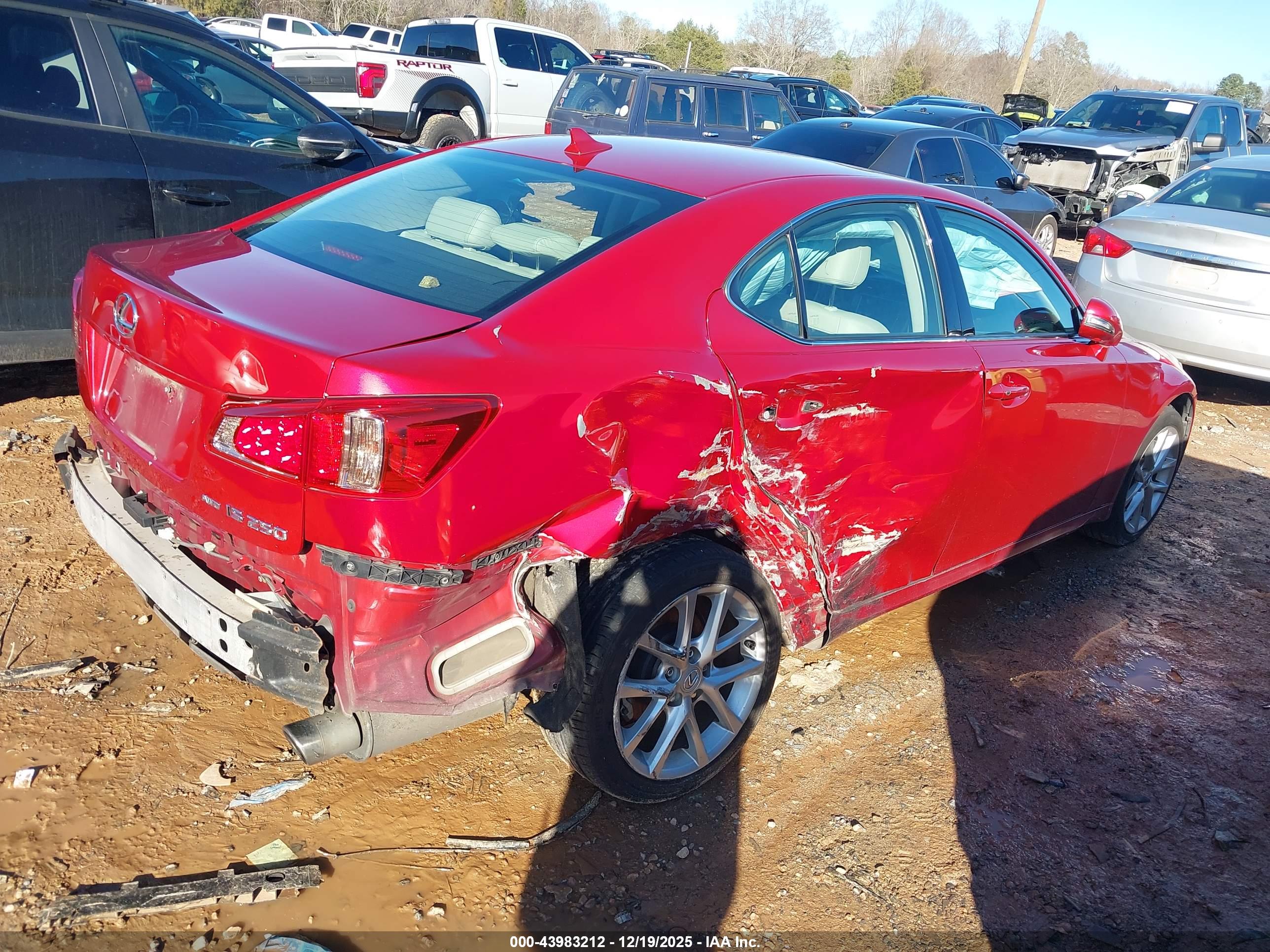 LEXUS IS image 4