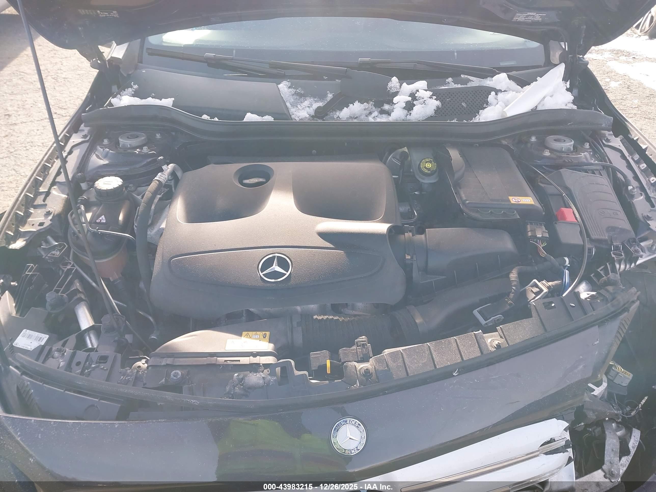 MERCEDES-BENZ GLA image 10