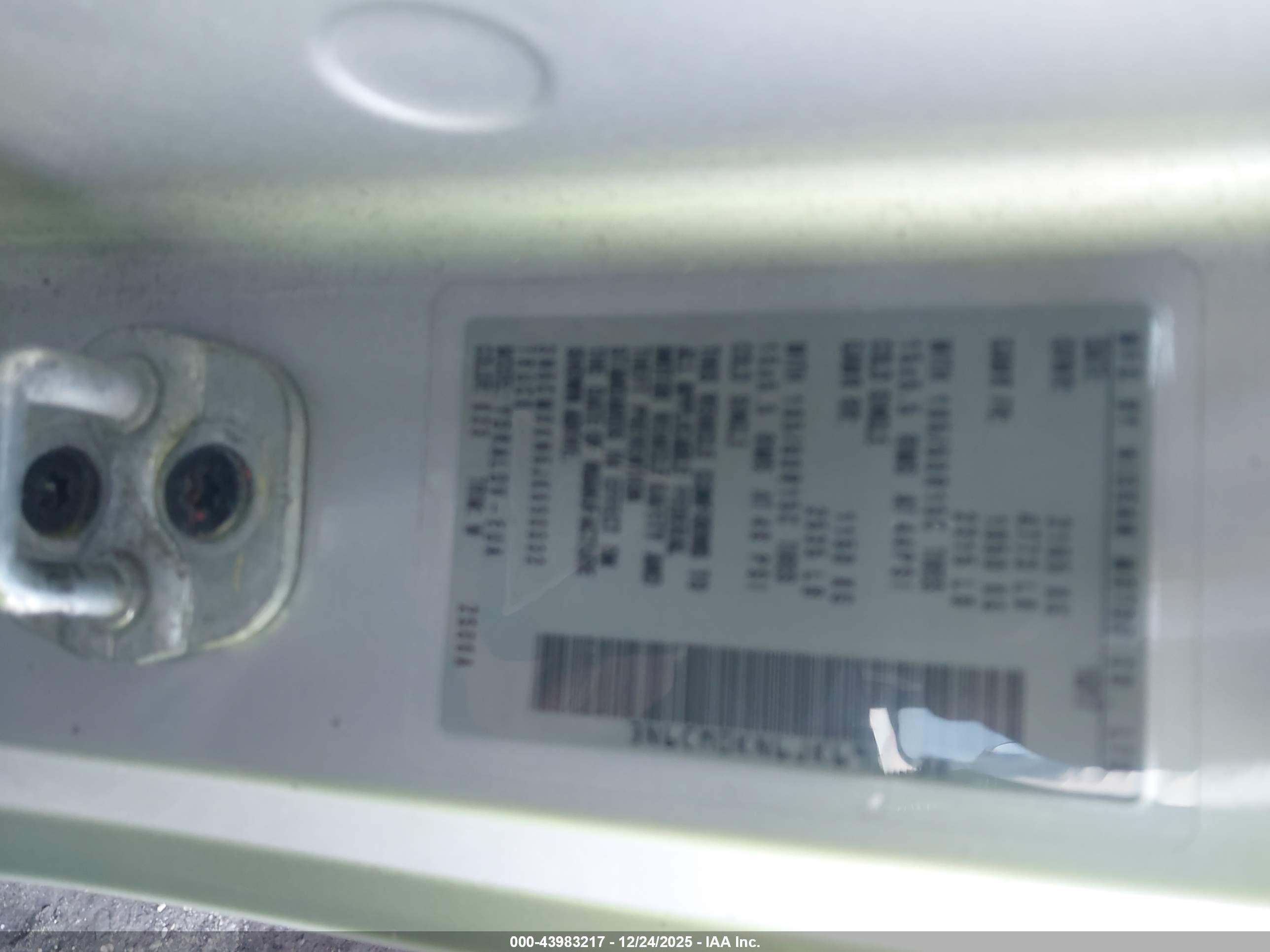 NISSAN NV200 image 9