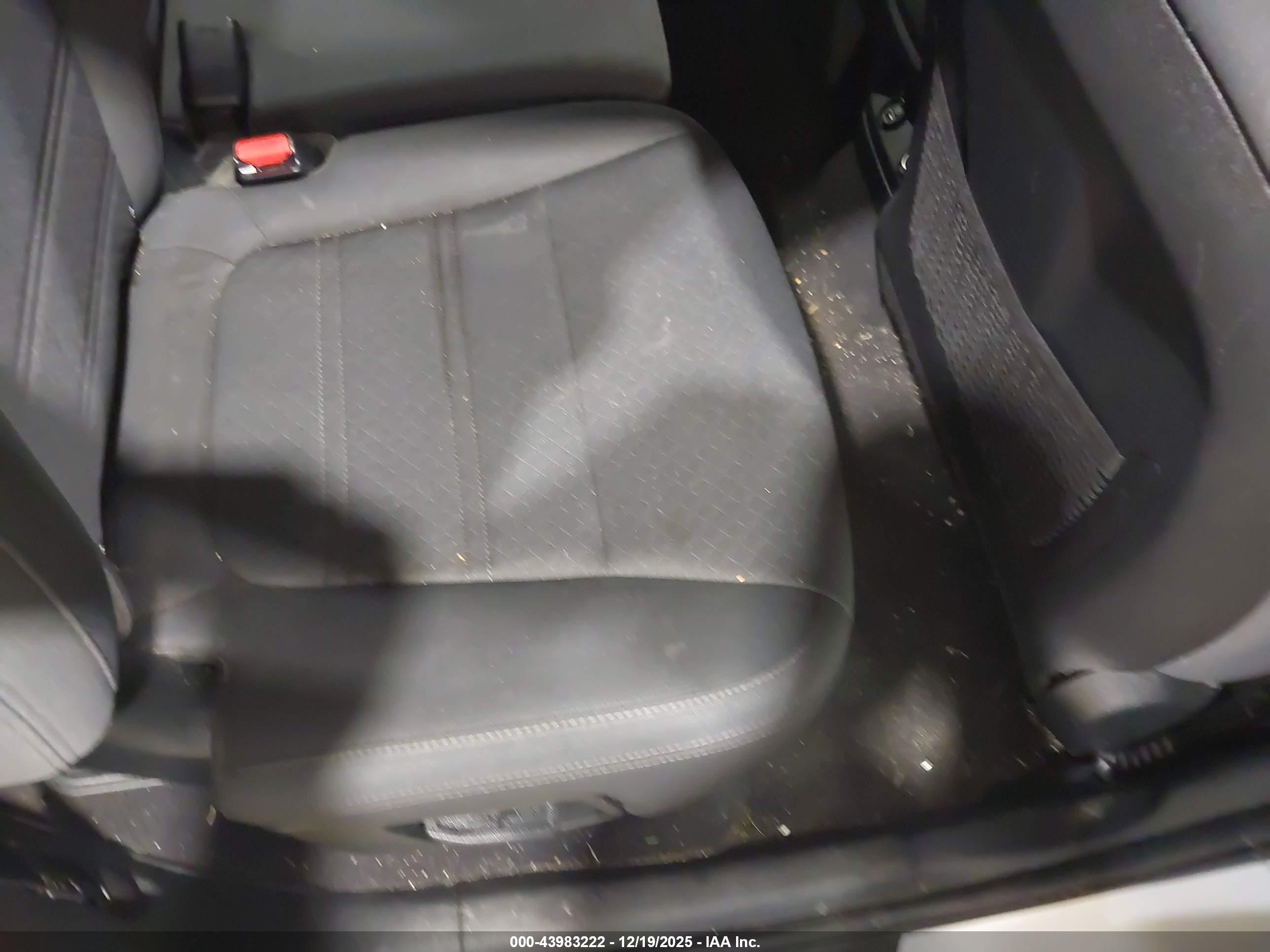KIA SORENTO image 8