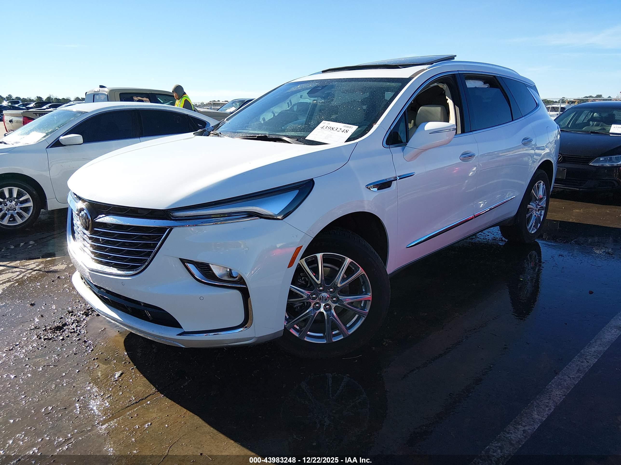 BUICK ENCLAVE image 2
