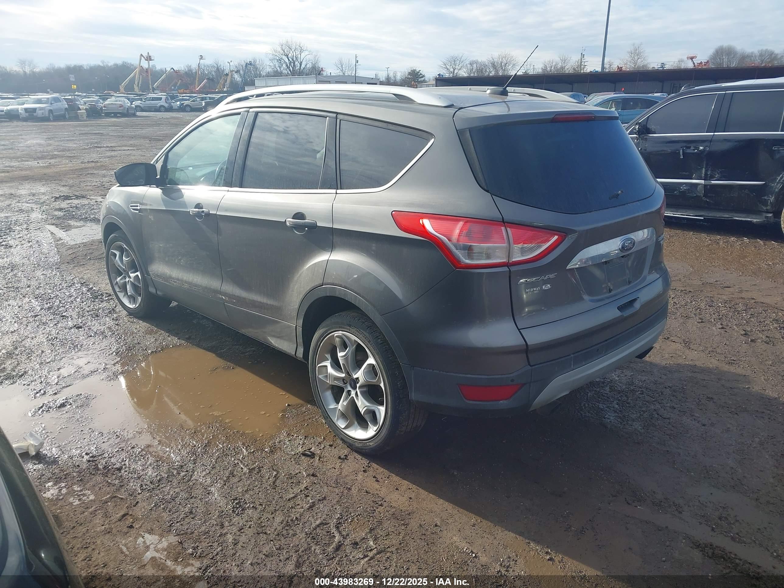 FORD ESCAPE image 3