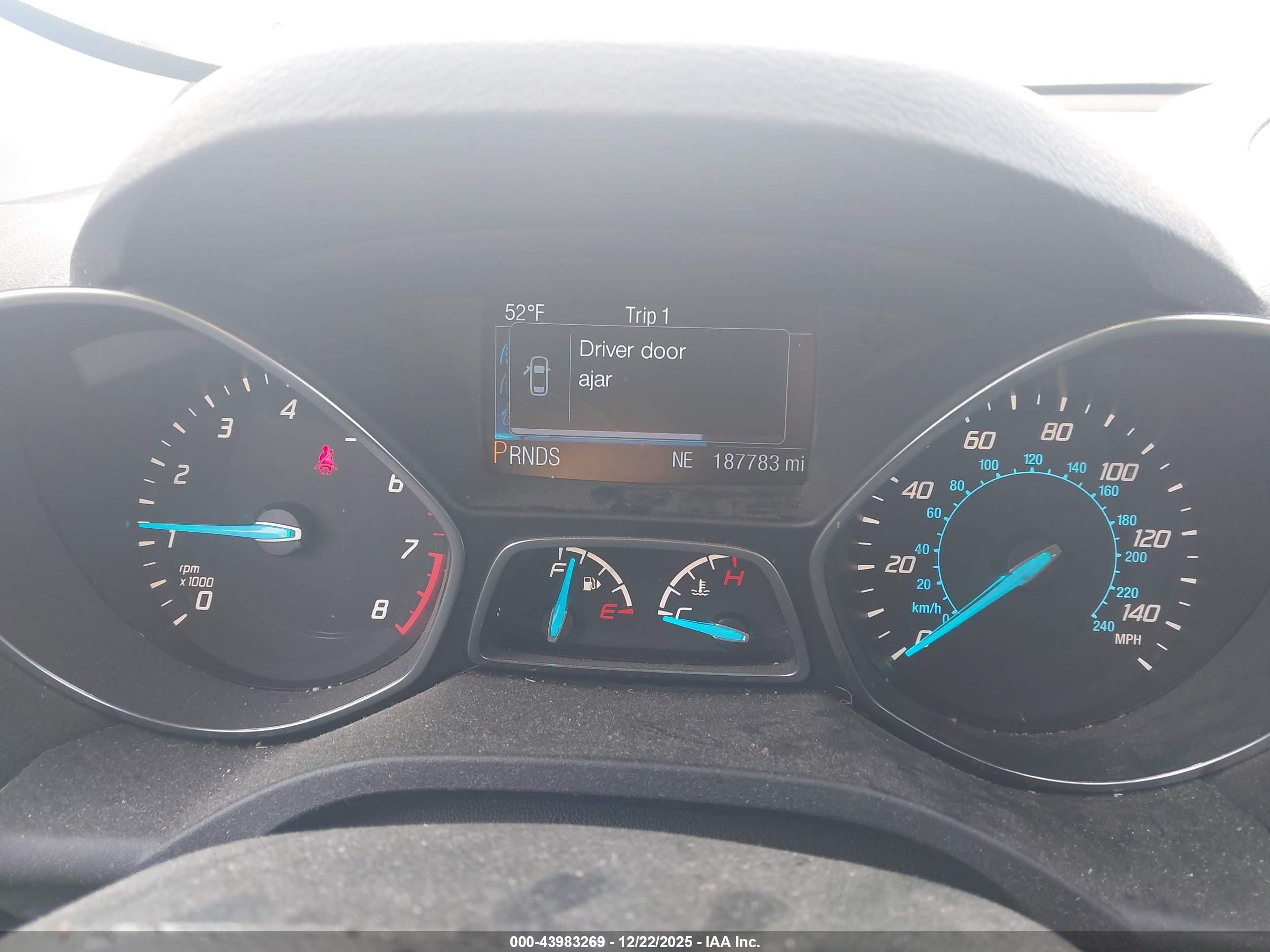 FORD ESCAPE image 7