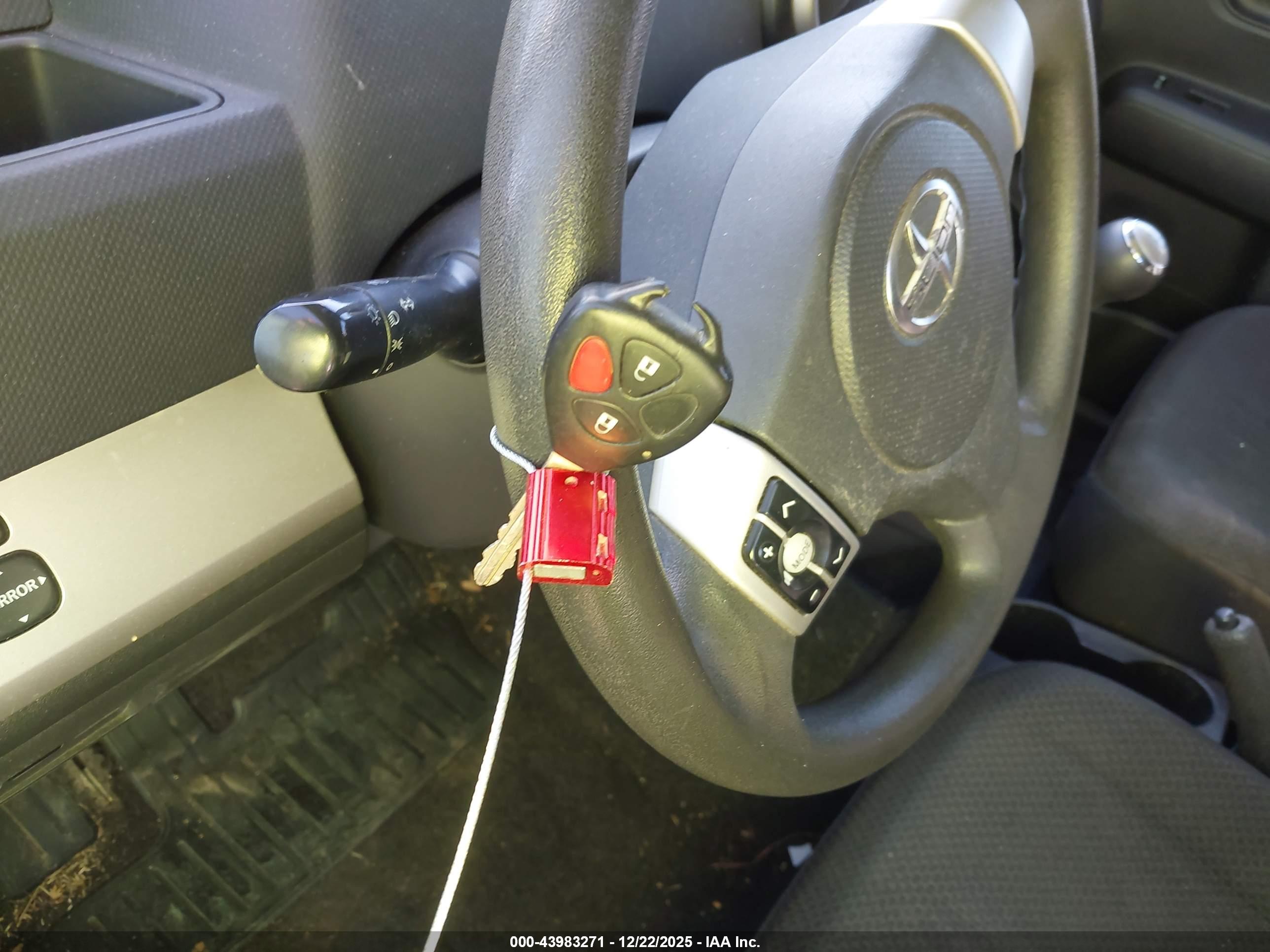 SCION XB image 11