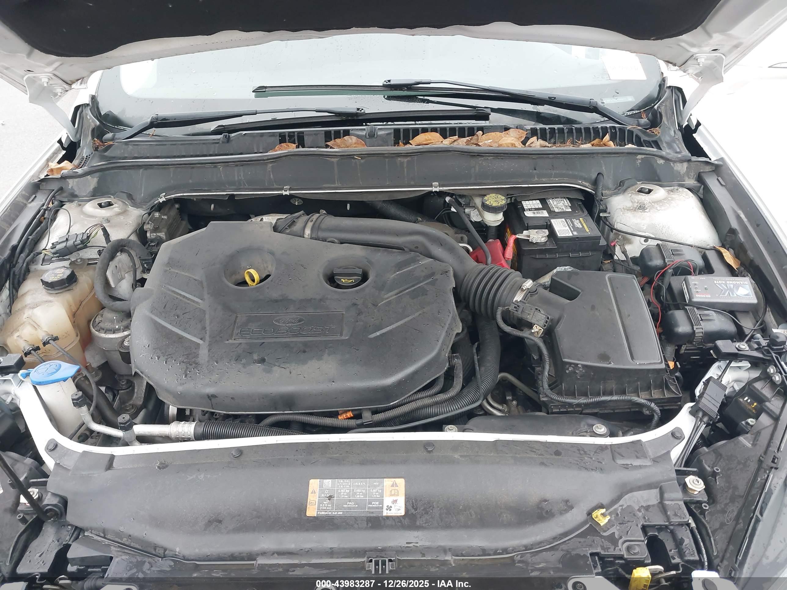 FORD FUSION image 10