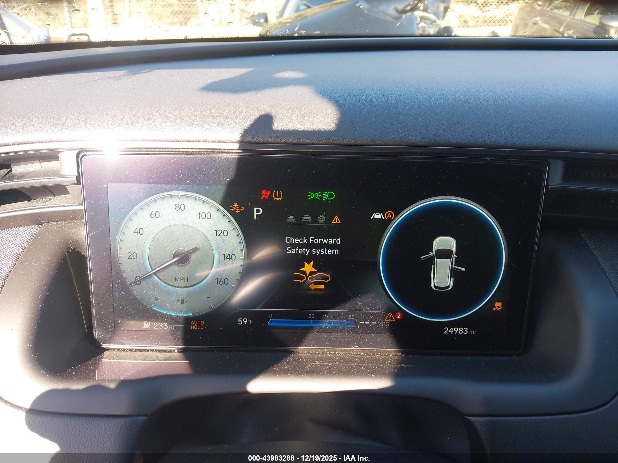 HYUNDAI TUCSON image 7