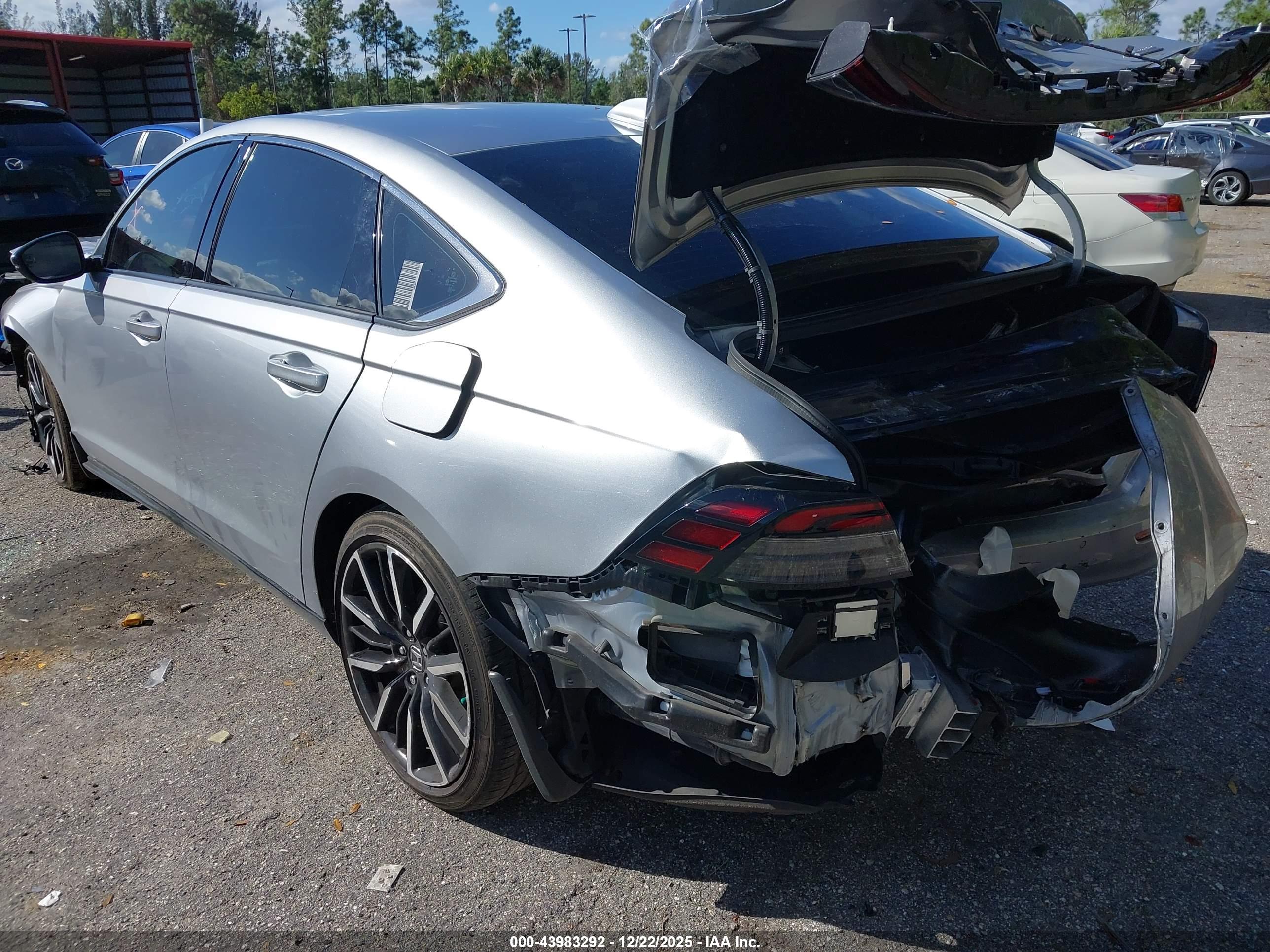 HONDA ACCORD image 3