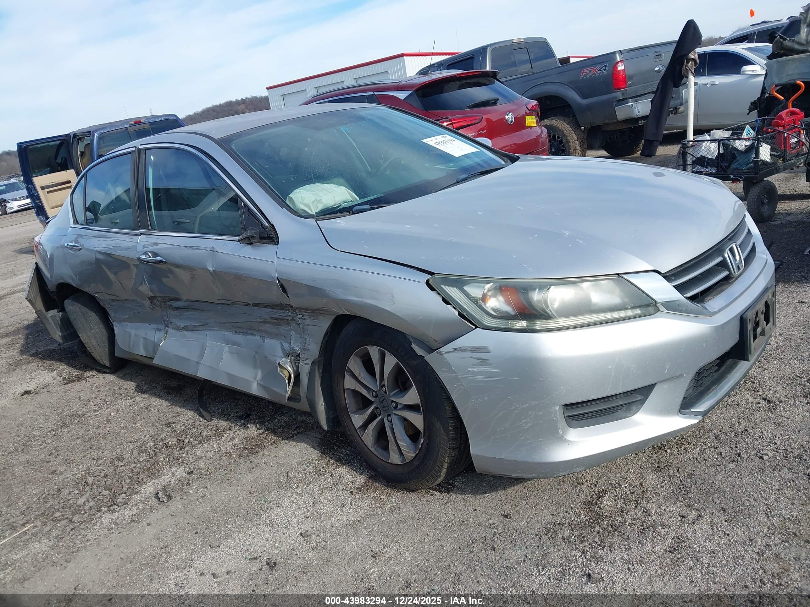 HONDA ACCORD image 6