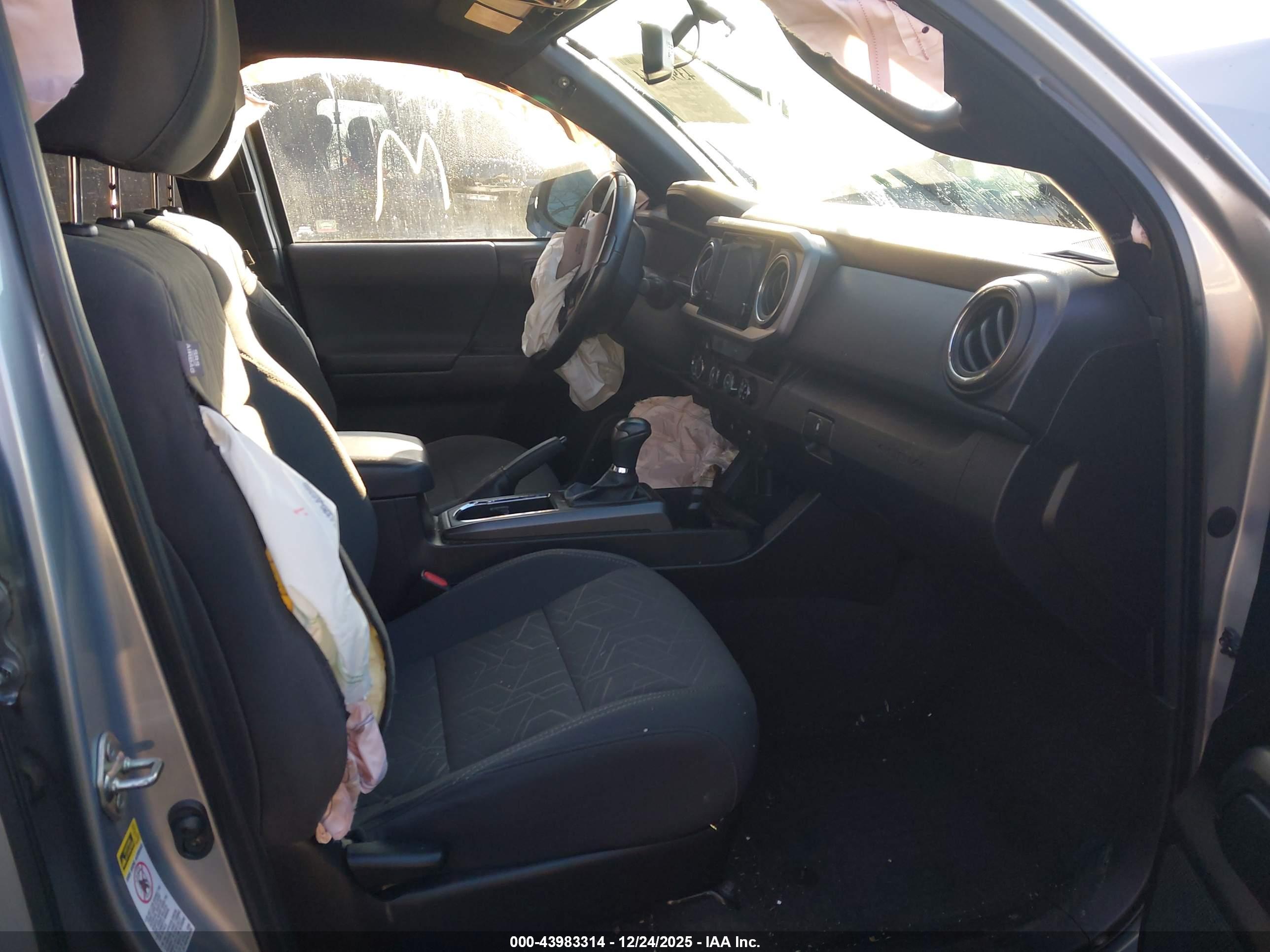 TOYOTA TACOMA image 5