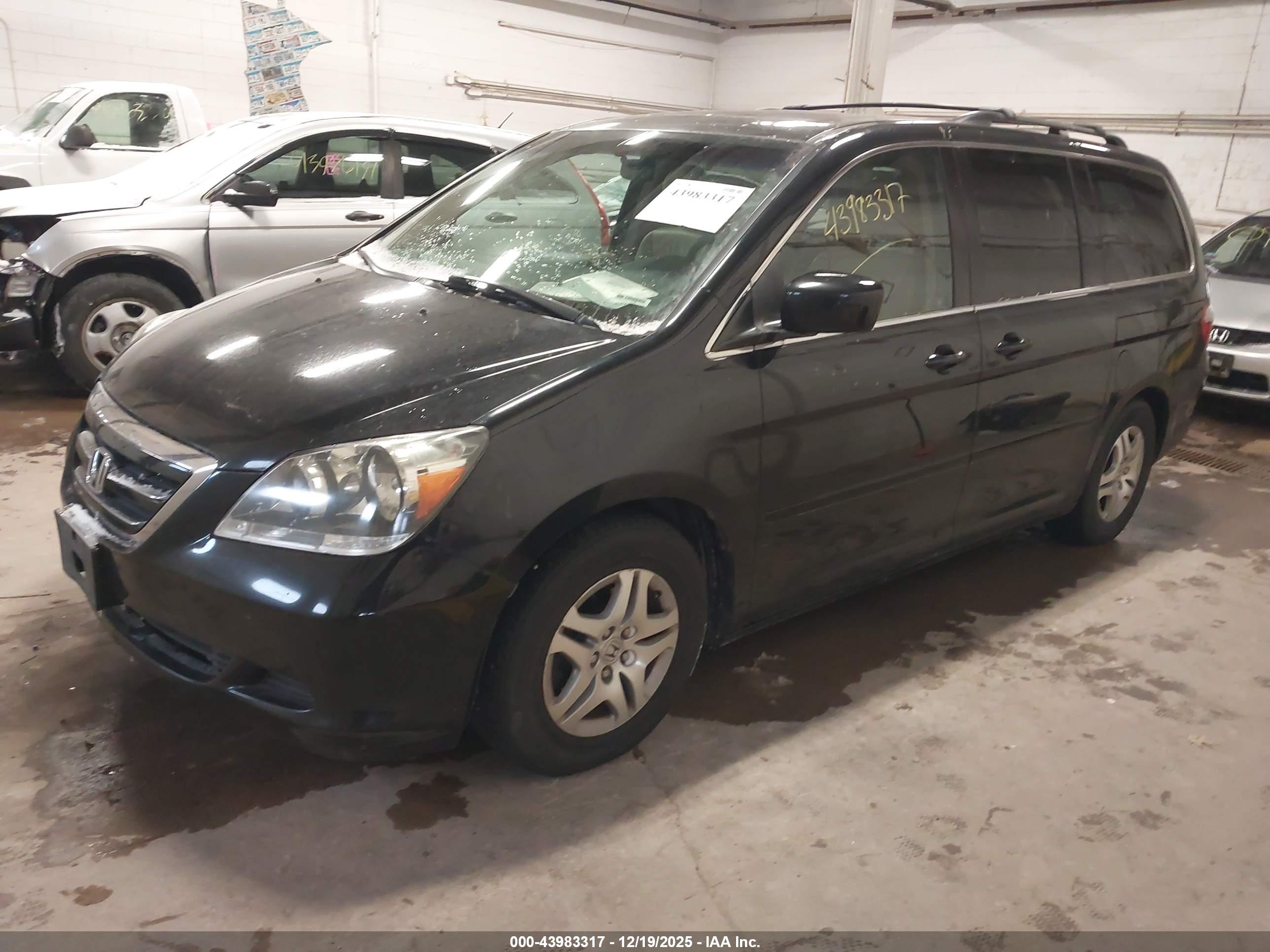 HONDA ODYSSEY image 2