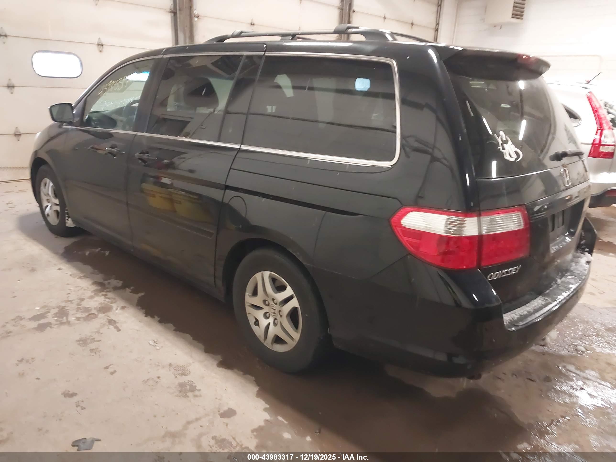 HONDA ODYSSEY image 3