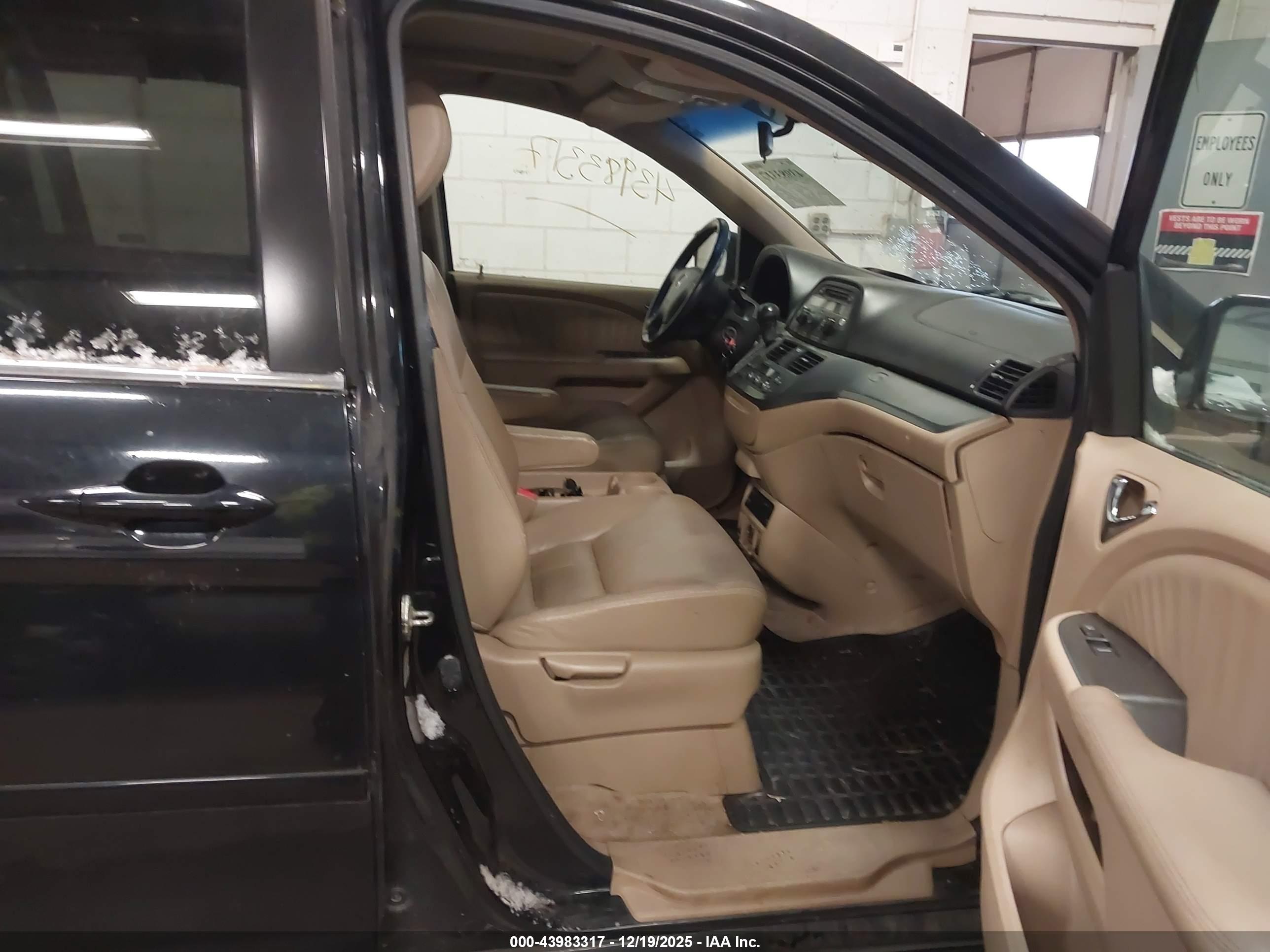 HONDA ODYSSEY image 5