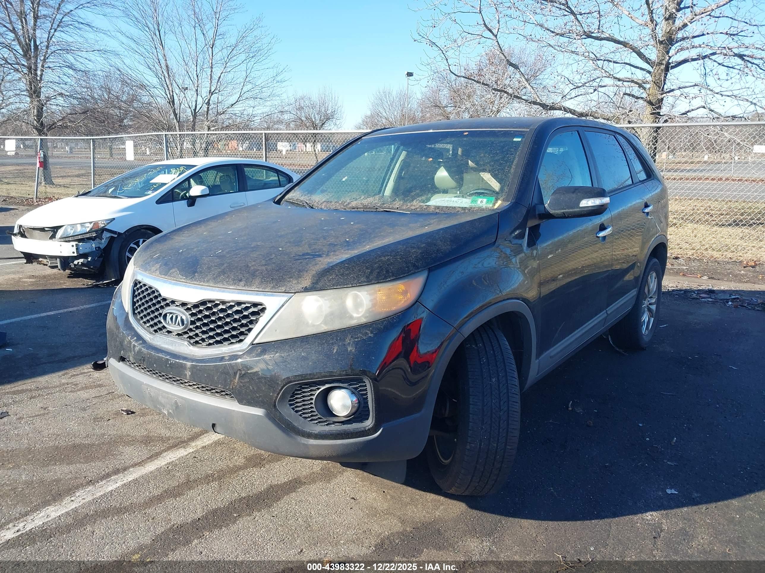 KIA SORENTO image 2
