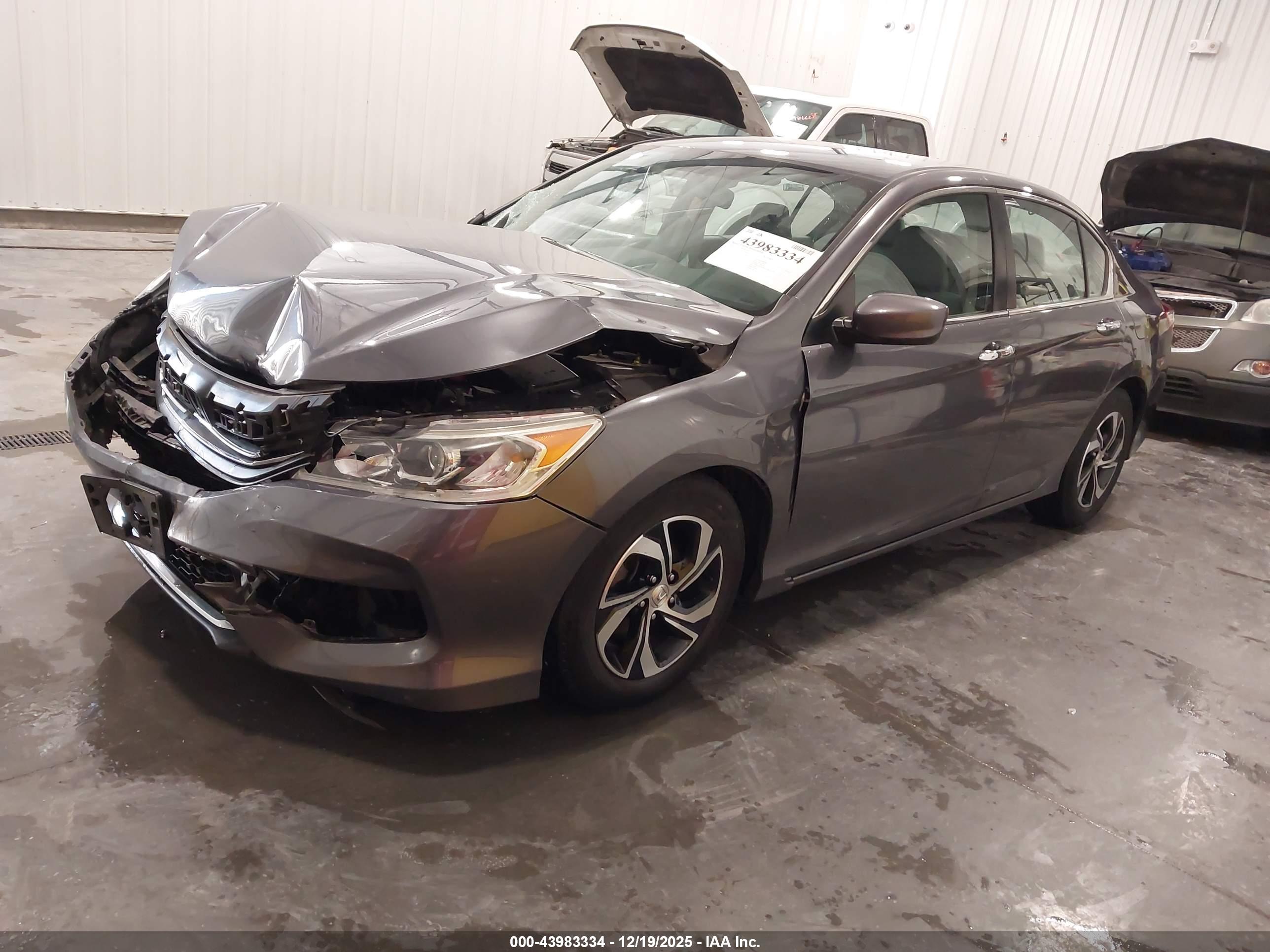 HONDA ACCORD image 2