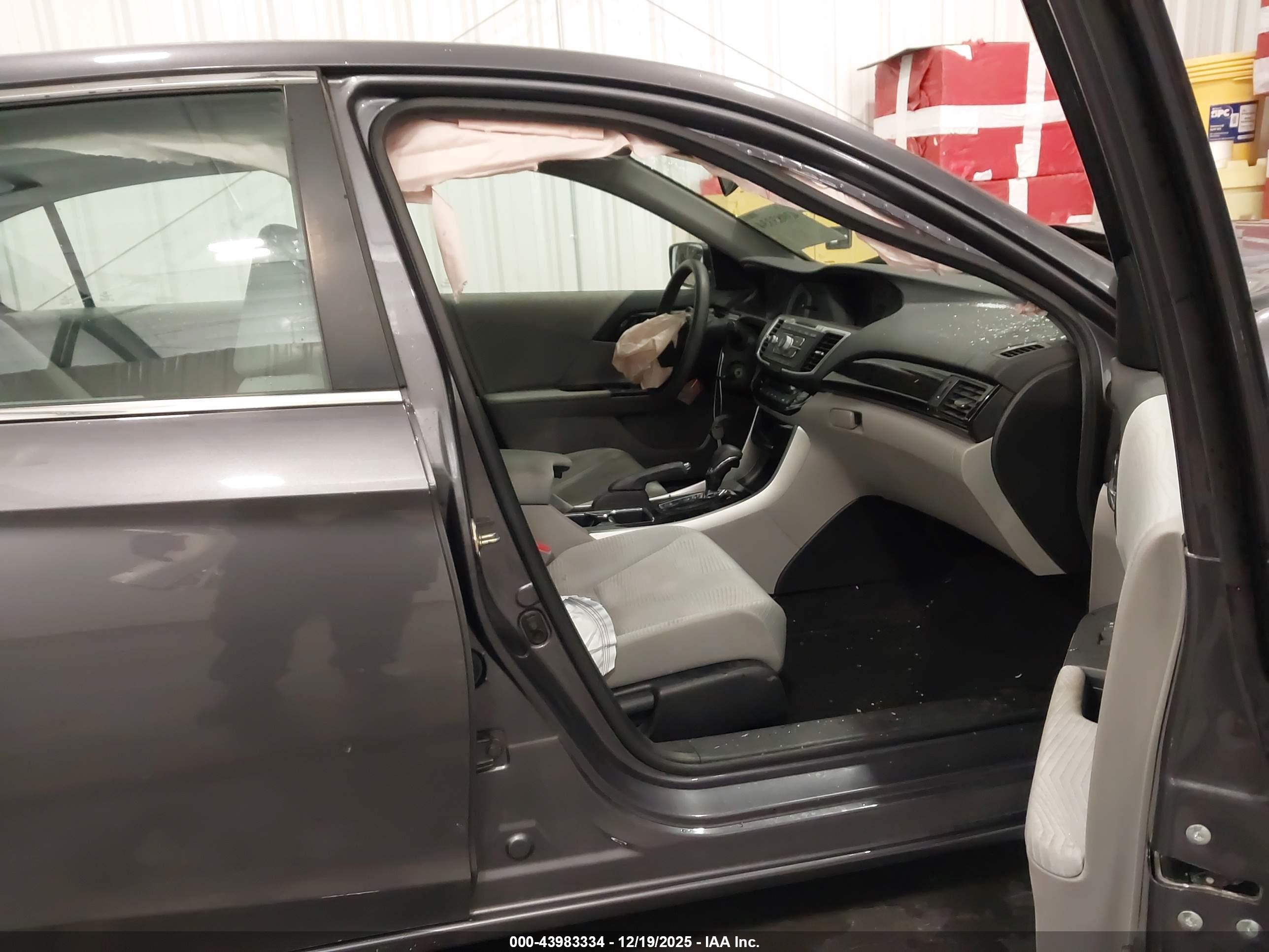 HONDA ACCORD image 5