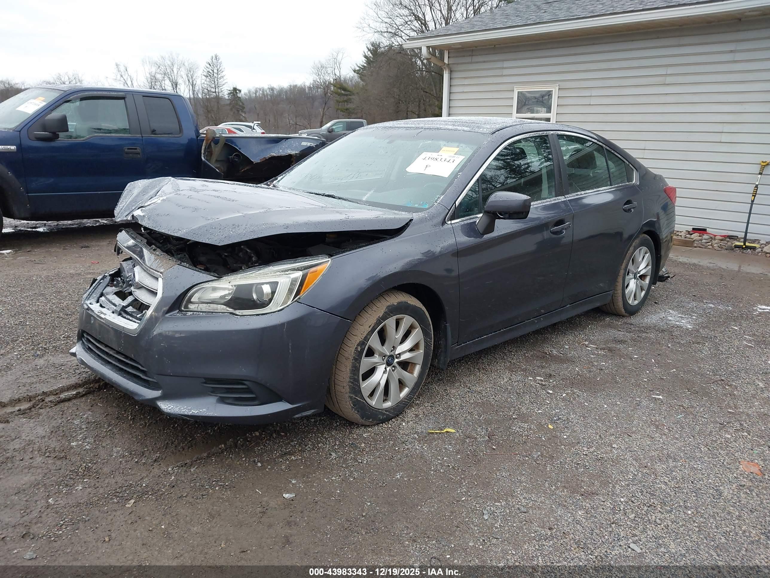 SUBARU LEGACY image 2