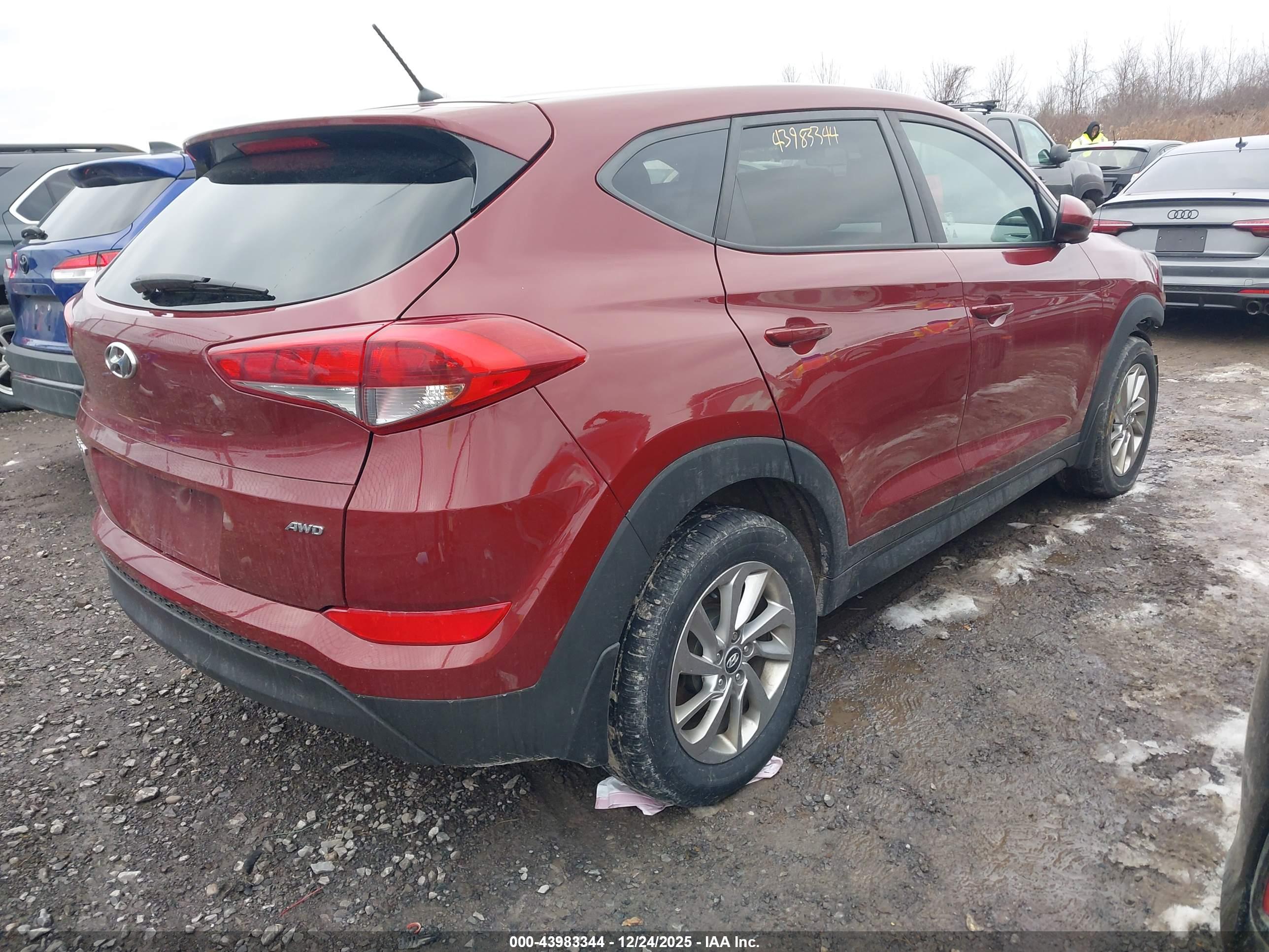 HYUNDAI TUCSON image 4