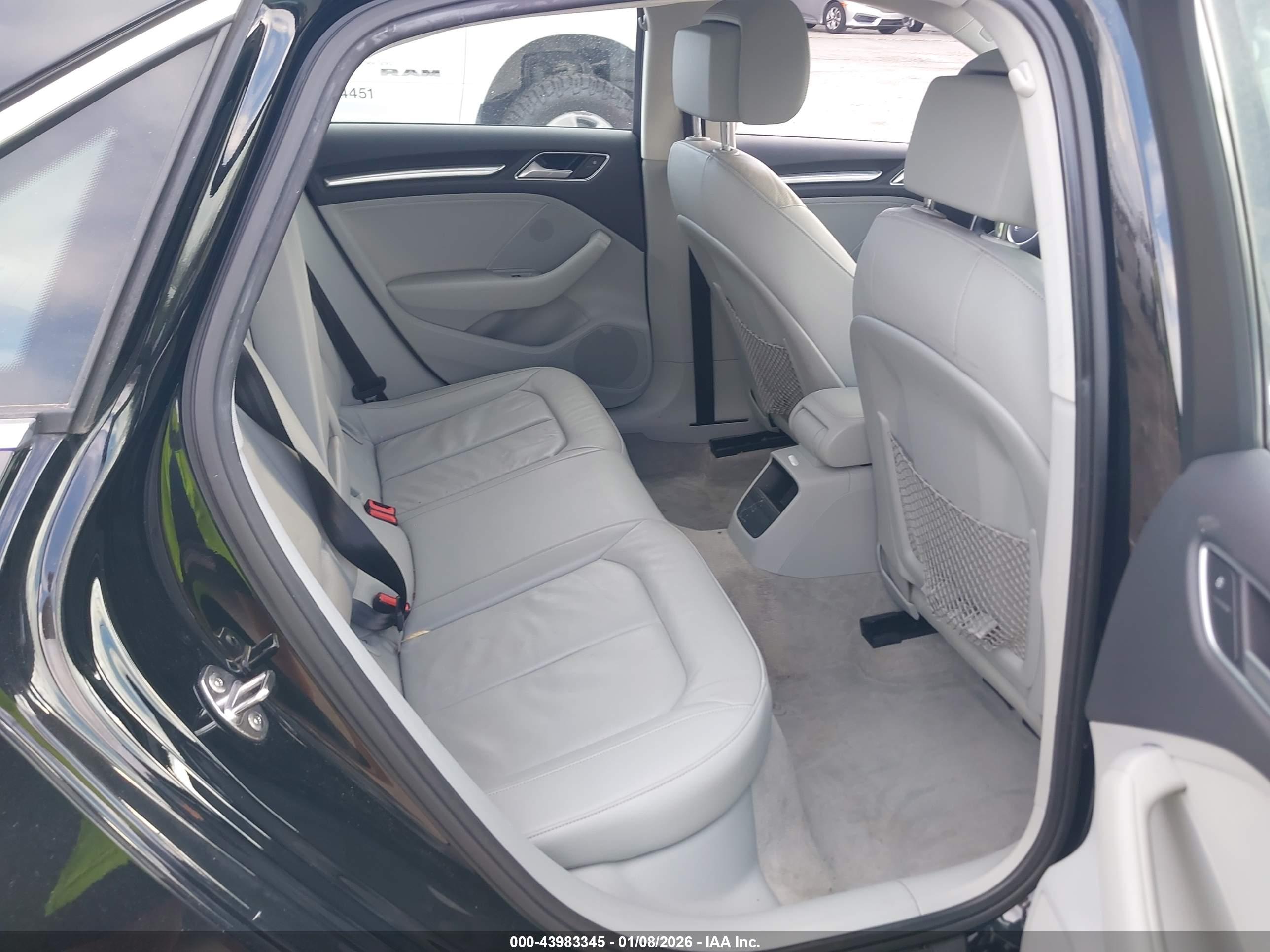 AUDI A3 image 8